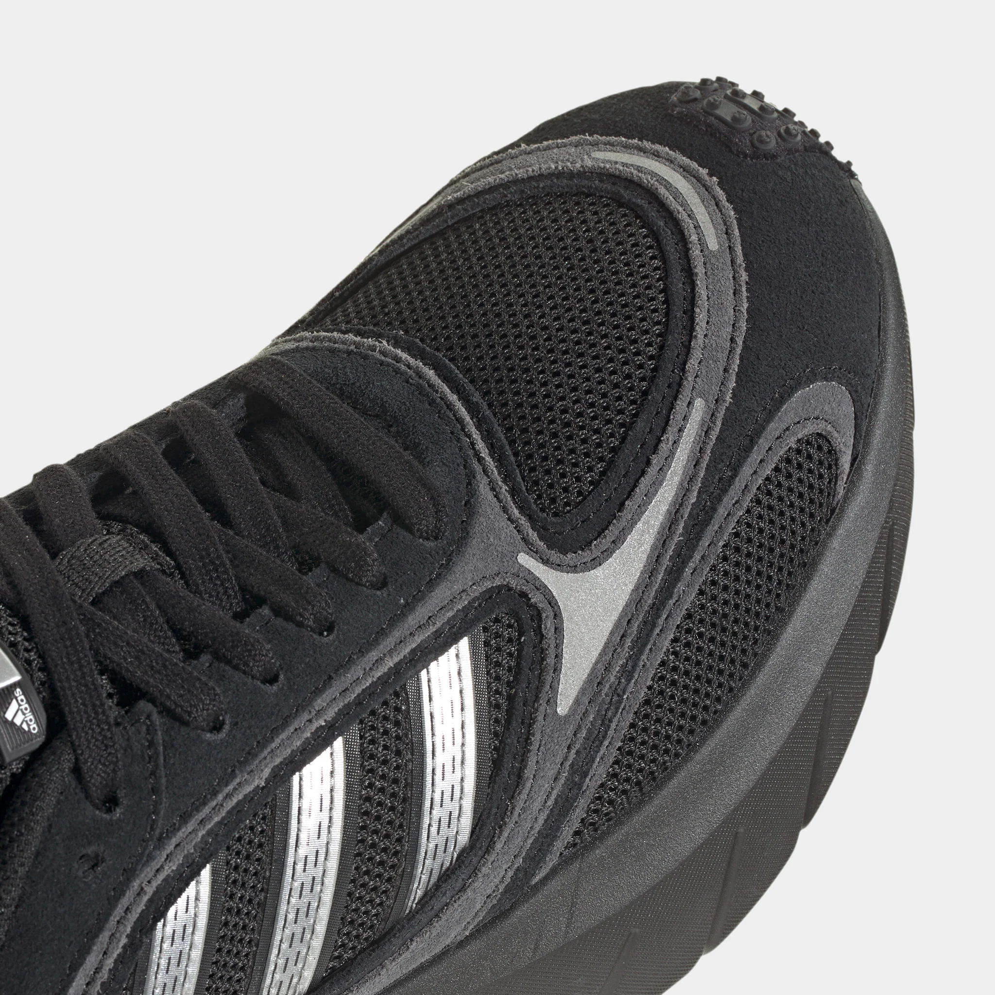 adidas Goukana Core Black / Silver Metallic - Carbon - Image 4