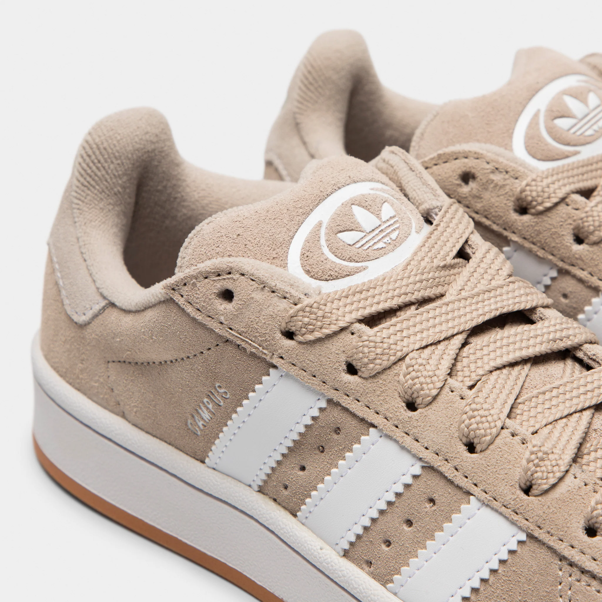 adidas Juniors' Campus 00s Wonder Beige / White - Gum - Image 3