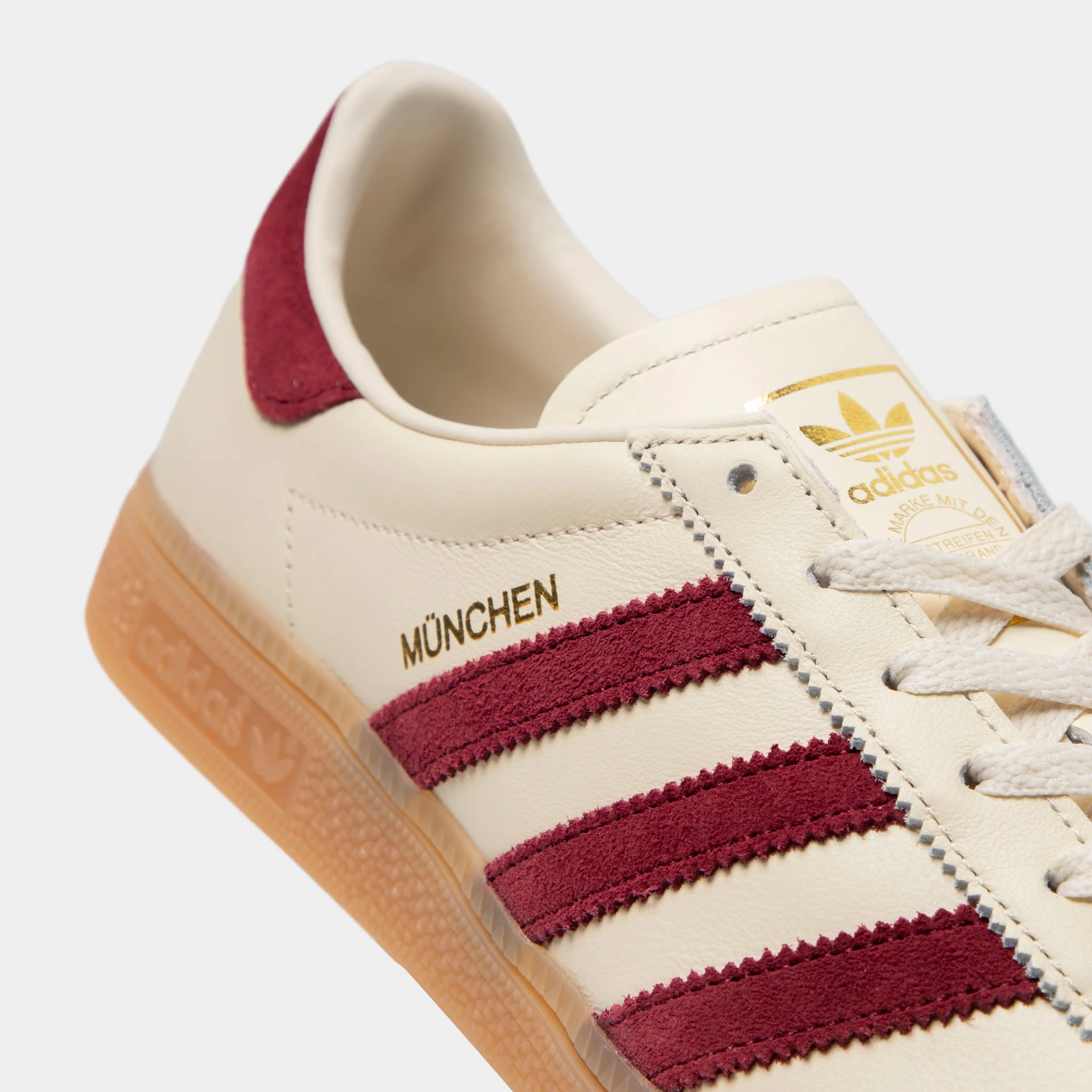 adidas Munchen Cream White / Collegiate Burgundy - Gum - Image 3