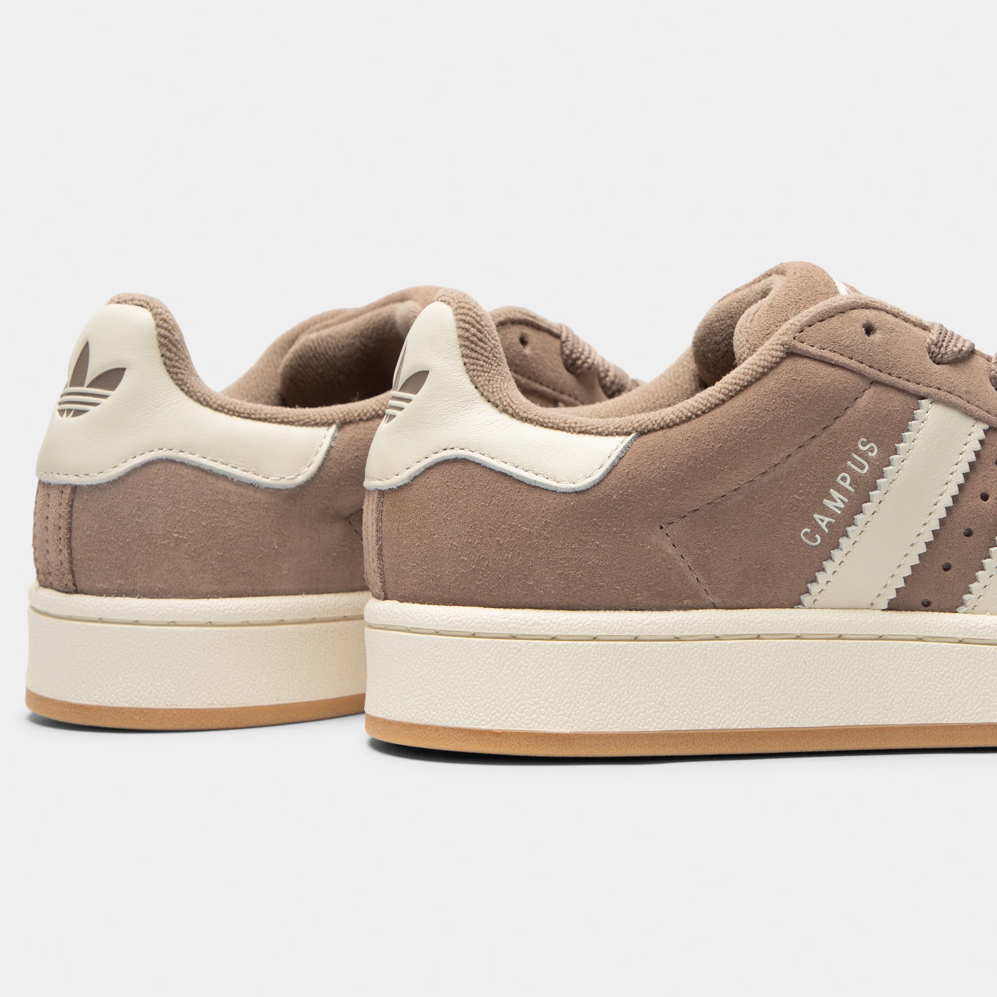 adidas Originals 00s Charcoal Brown / Off White - Gum - Image 3