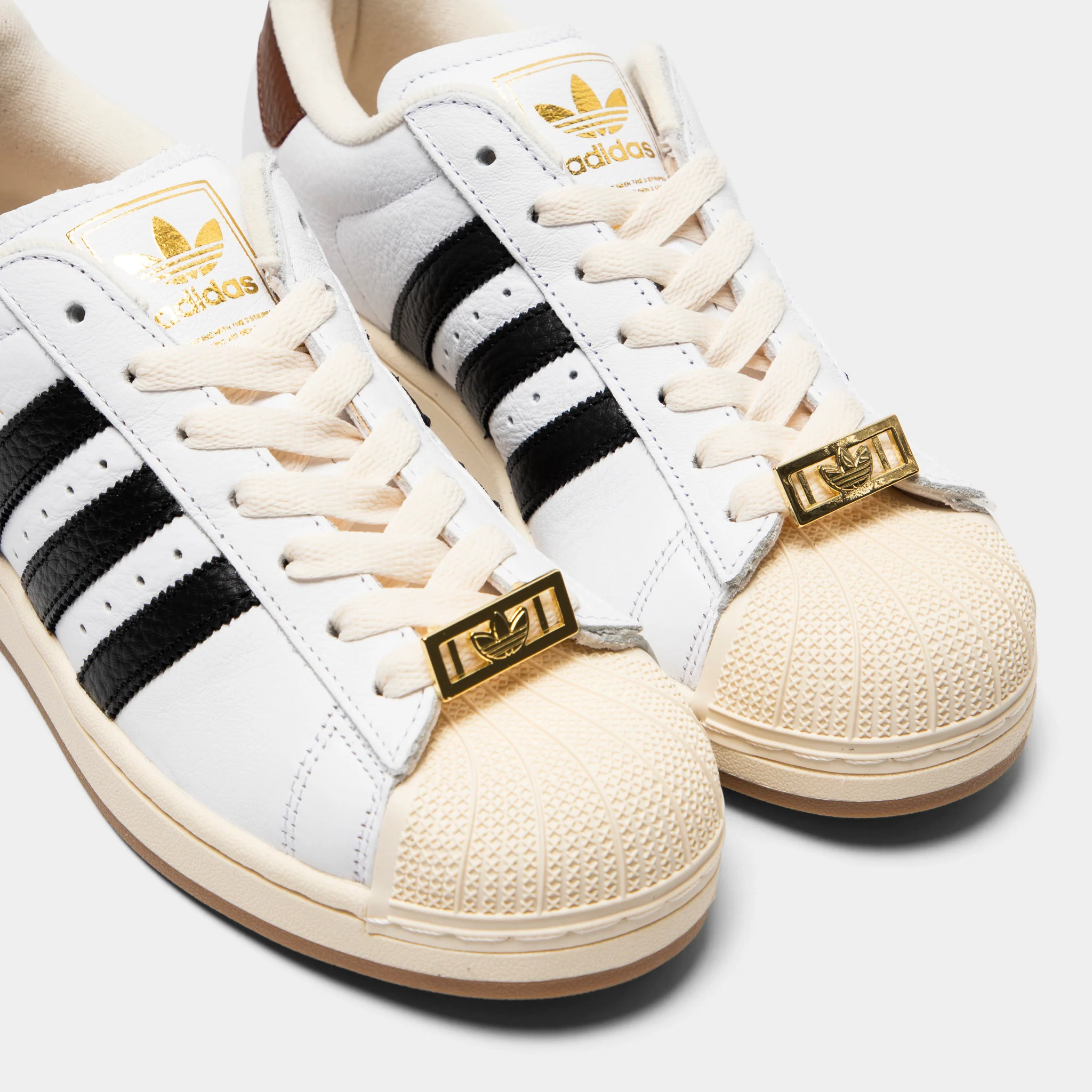 adidas Superstar White / Black - Image 3