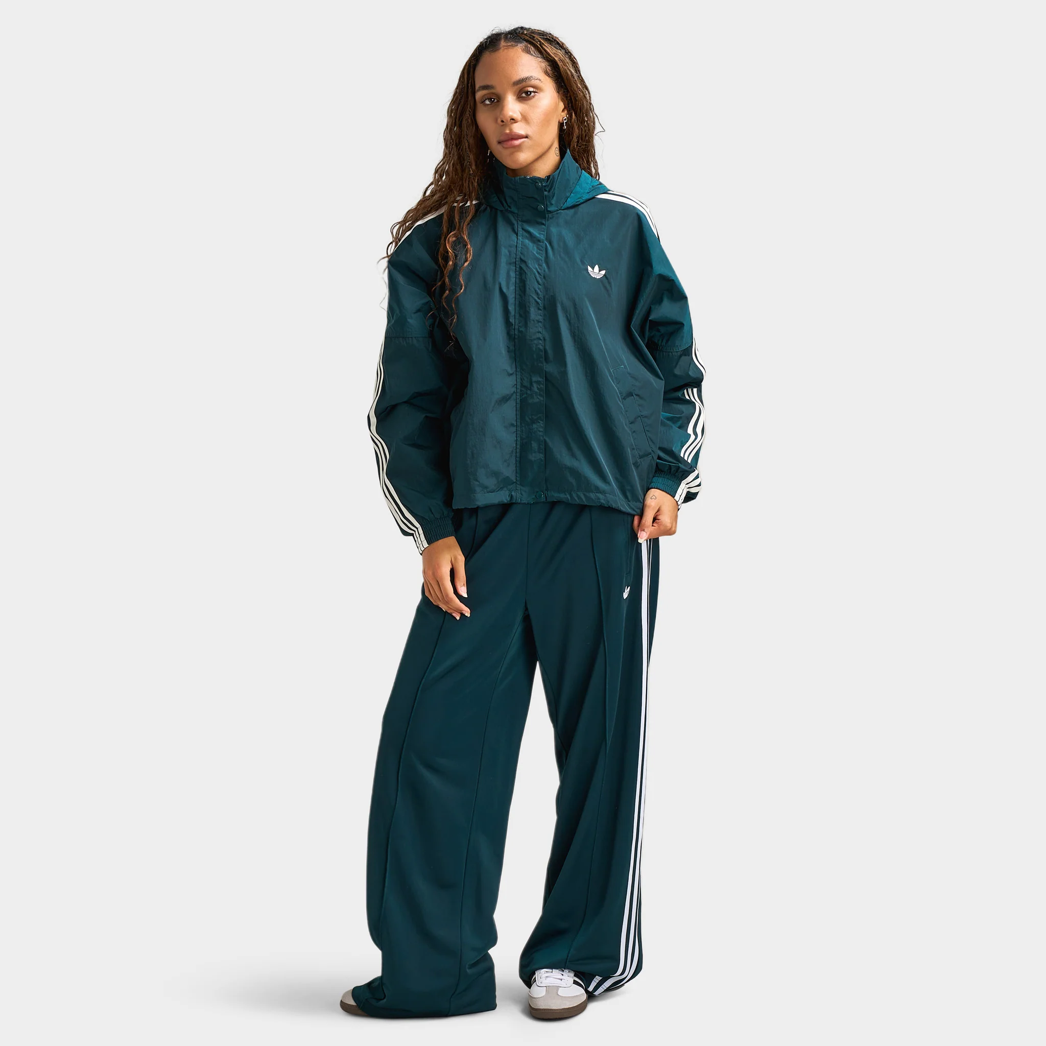 adidas Women's Adicolor 3 Stripes Woven Windbreaker Ivy / White - Image 6