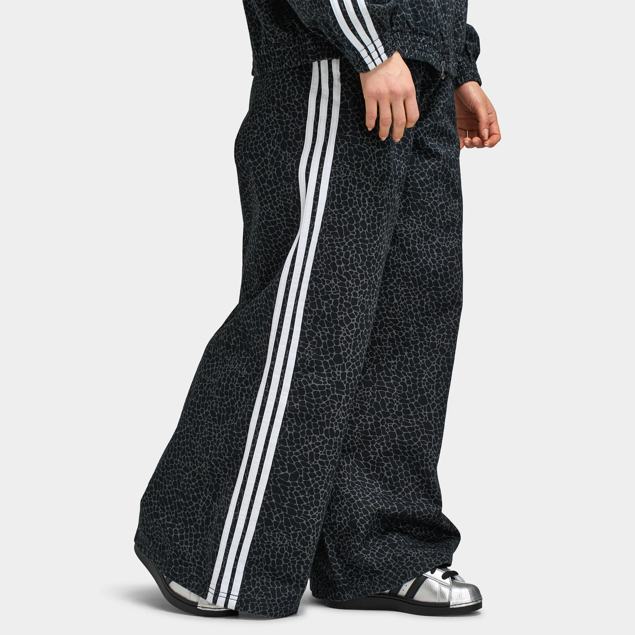 Adidas Women's Firebird Oversized AOP Denim Black / Grey Six - Image 5