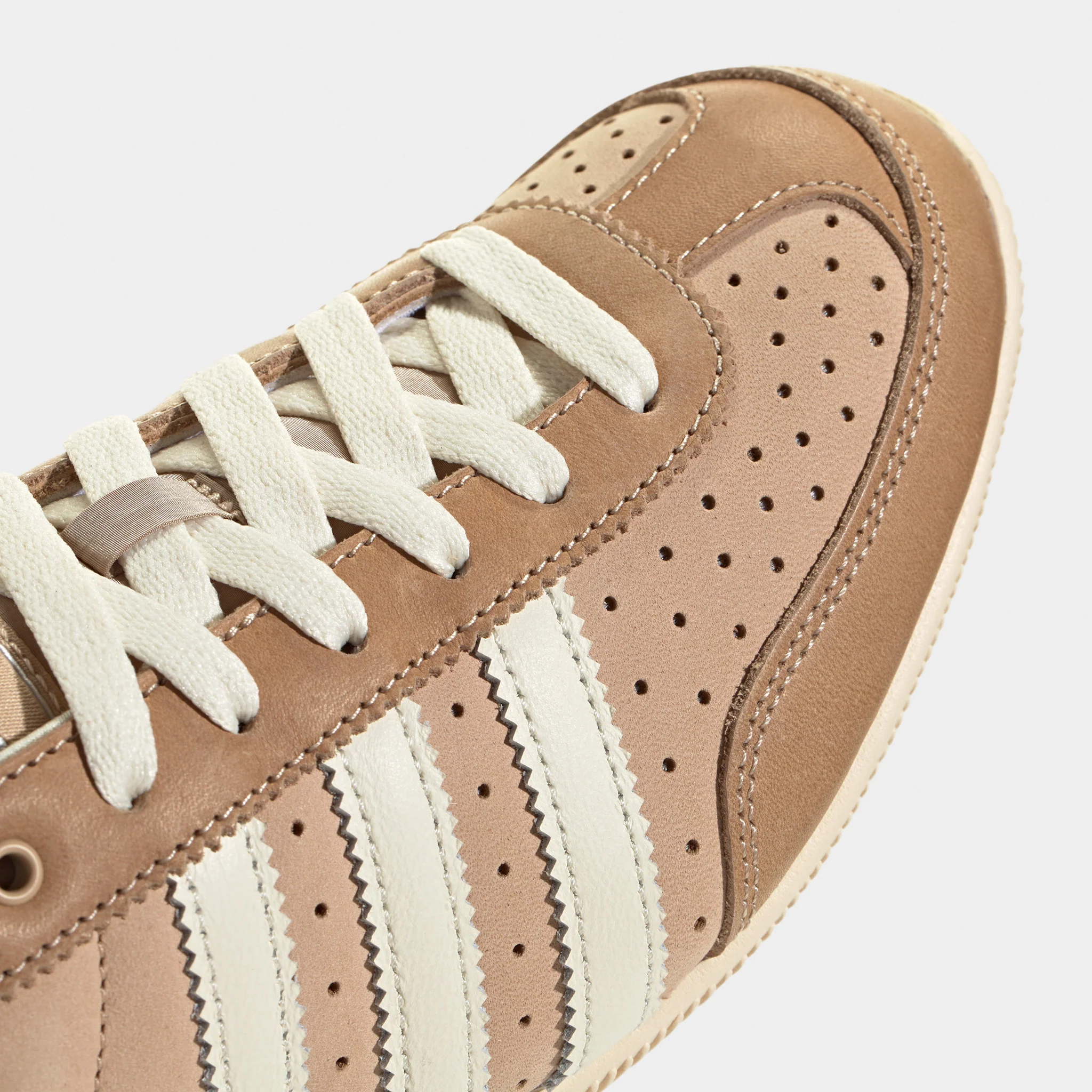 adidas Women's Japan Brown / Tan - Image 3