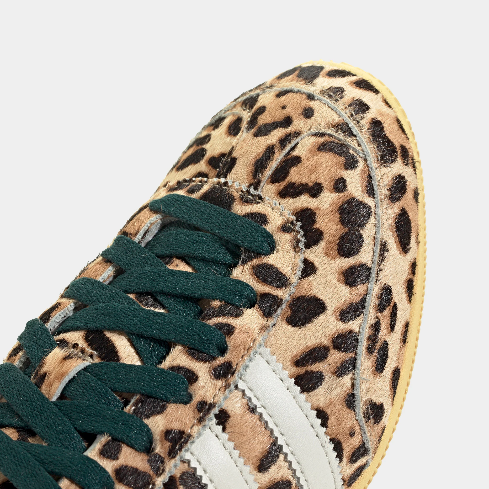 adidas Women's Japan Magic Beige / Ivory - Aurora Ivy - Image 5