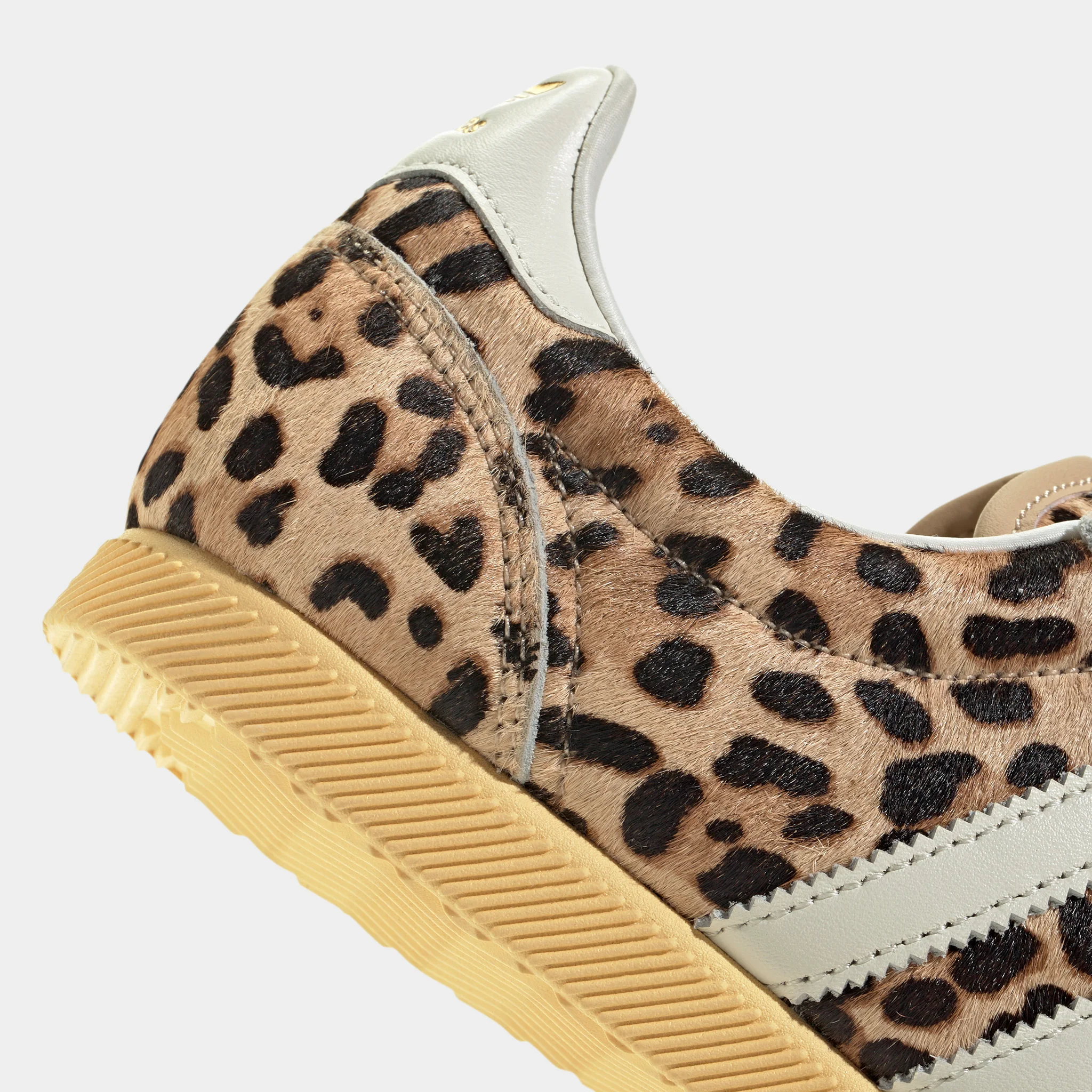 adidas Women's Japan Magic Beige / Ivory - Aurora Ivy - Image 6