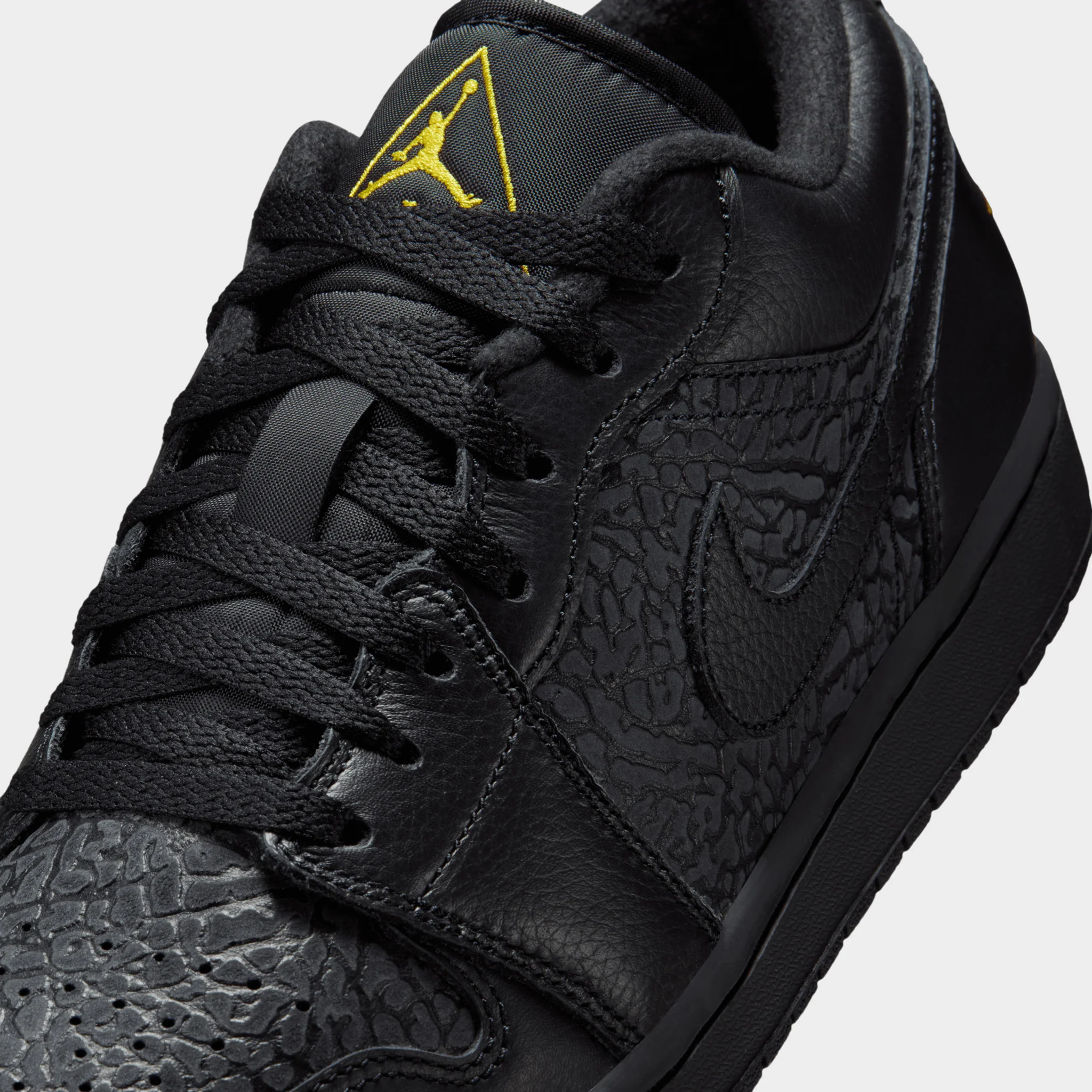 Air Jordan 1 Low SE Black / Yellow - Image 3
