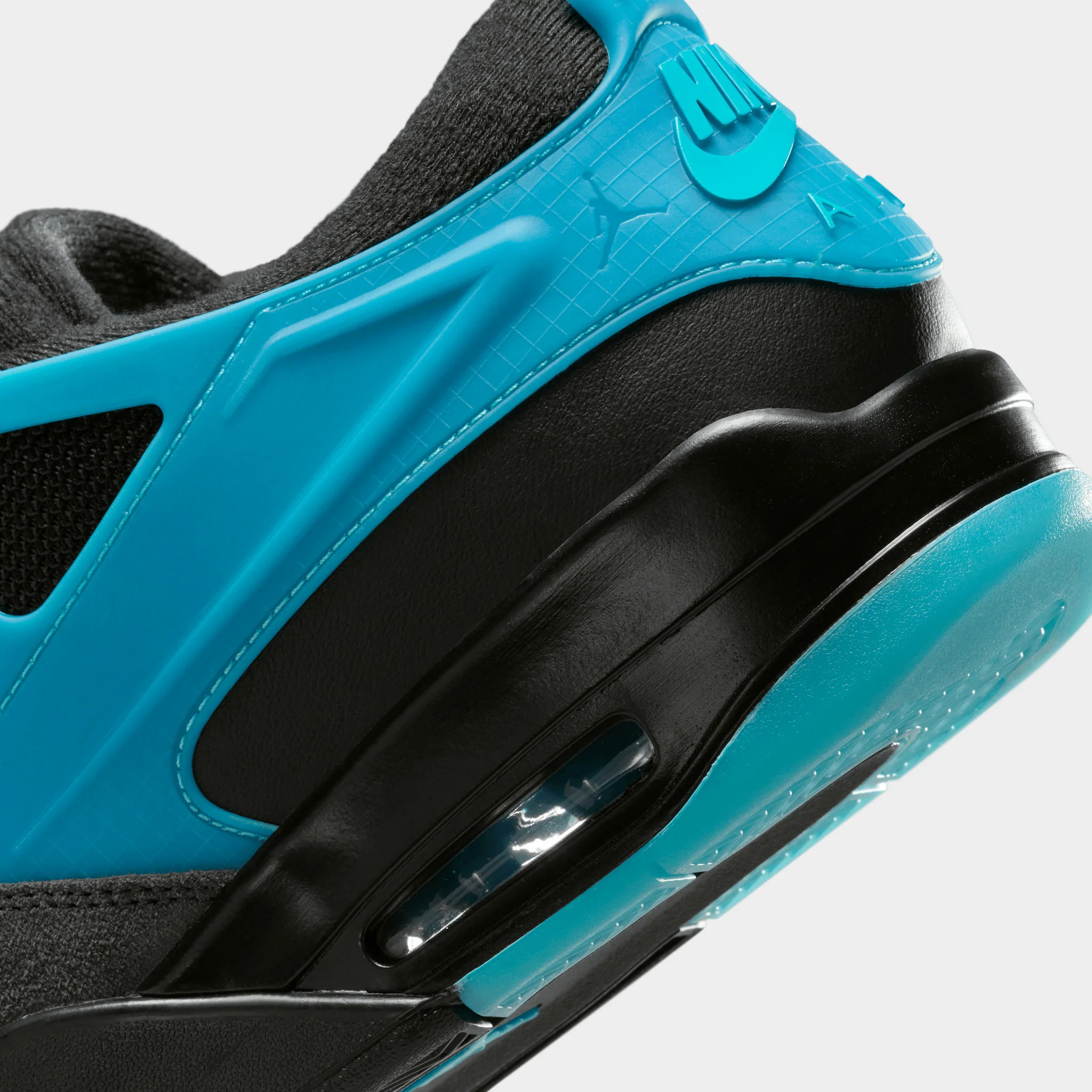 Air Jordan 4 RM "Gamma" Black / Teal - Image 4