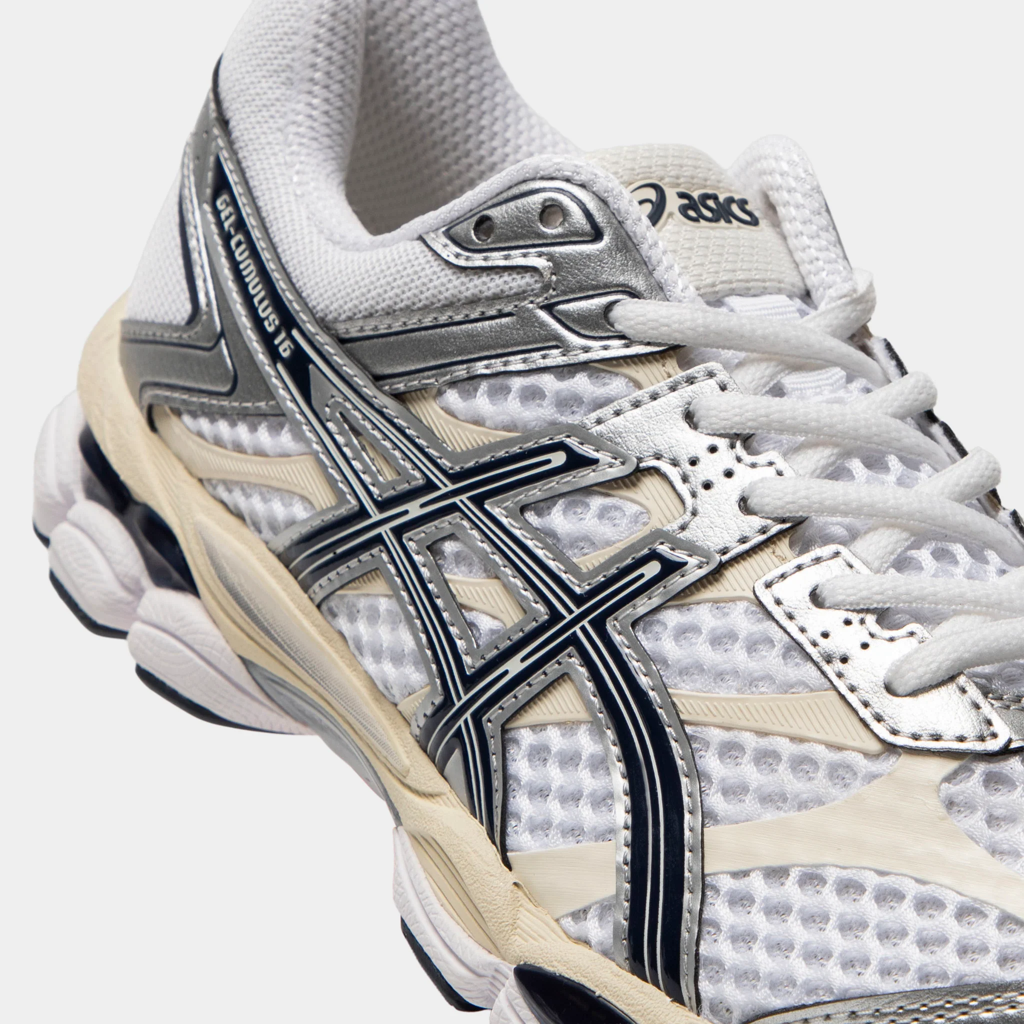 ASICS Gel-Cumulus 16 White / Midnight - Image 3