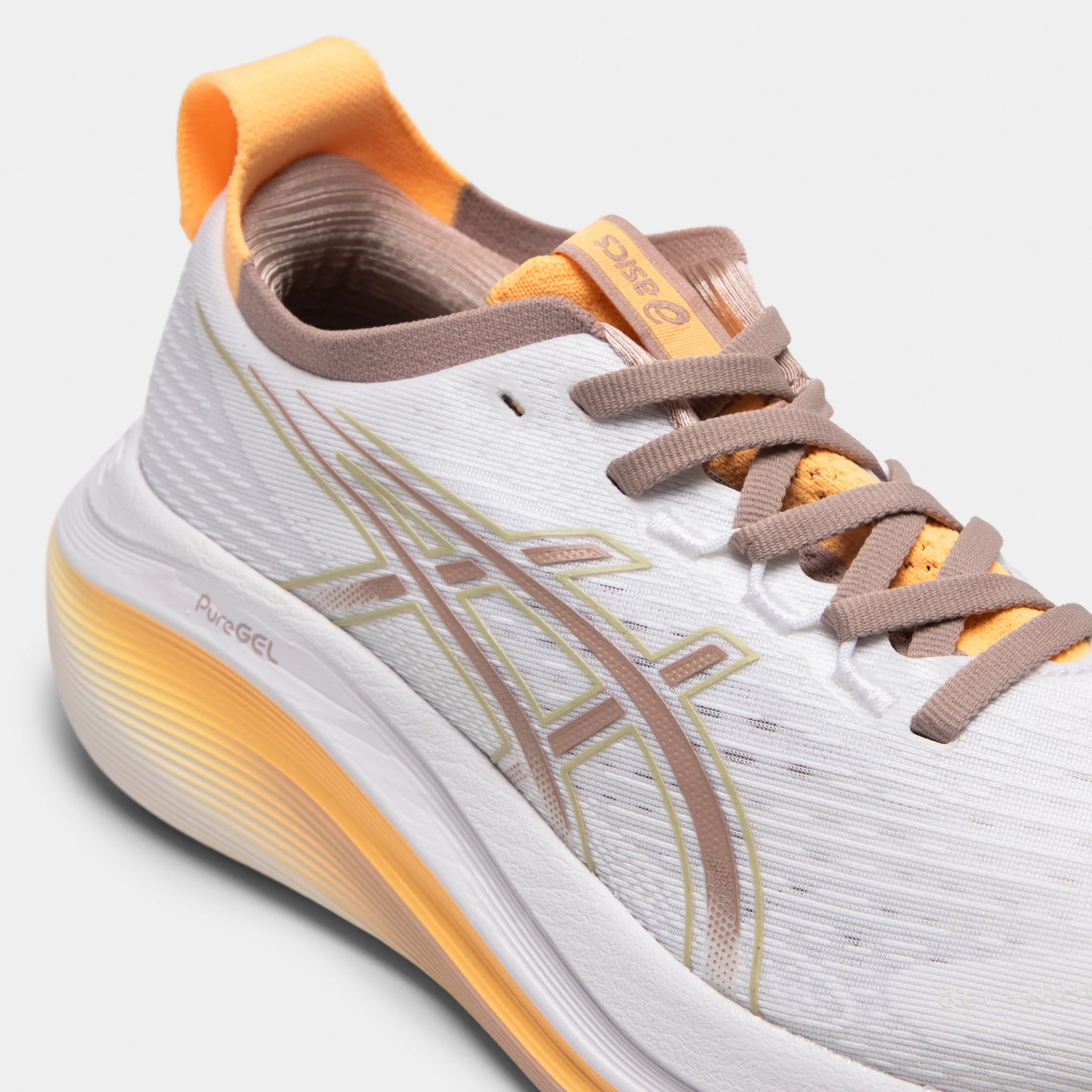 ASICS Women's Gel-Nimbus 27 White / Fawn - Image 3