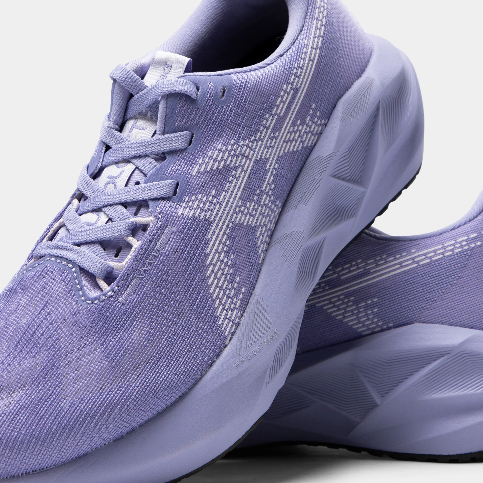 Asics Women's Novablast 5 Blubell / Lilac Hint - Image 3
