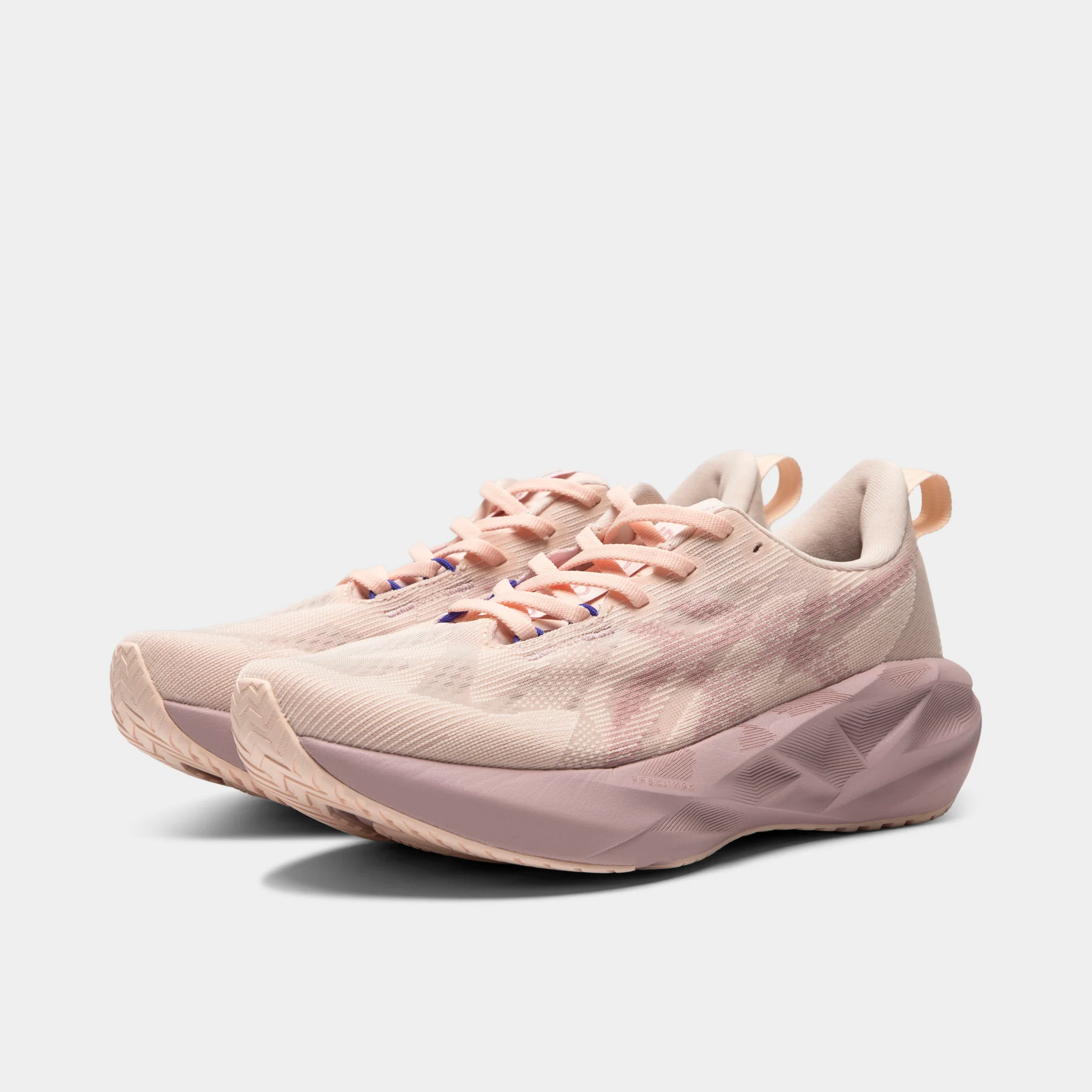ASICS Women's Novablast 5 Pearl Pink / Morganite - Image 2