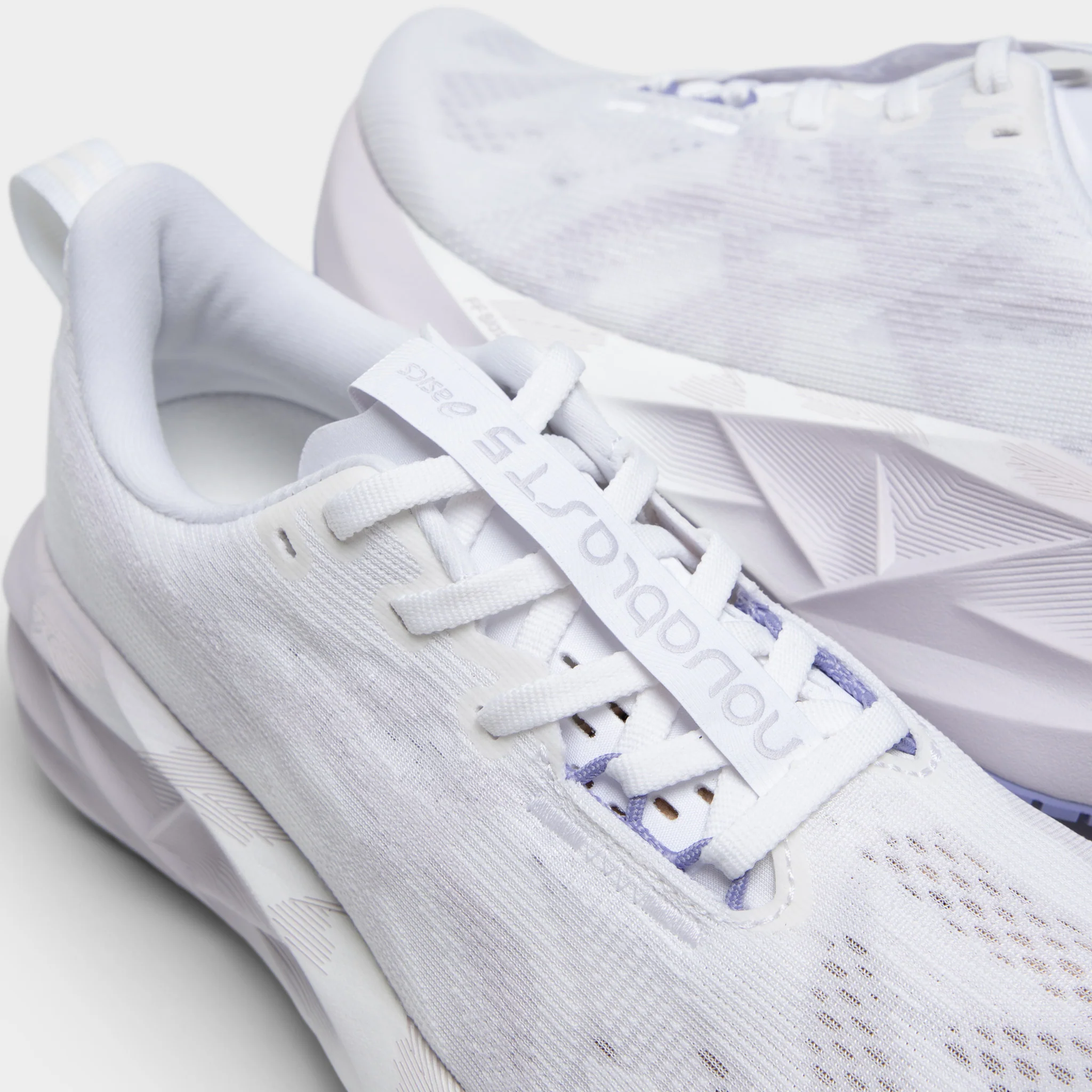 Asics Women's Novablast 5 White / Lilac Hint - Image 3