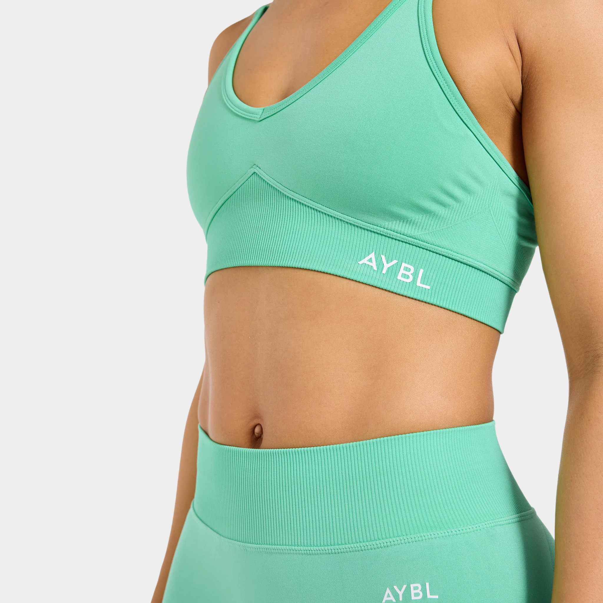 AYBL Women's Adapt Seamless Sports Bra / Spring Mint - Image 4