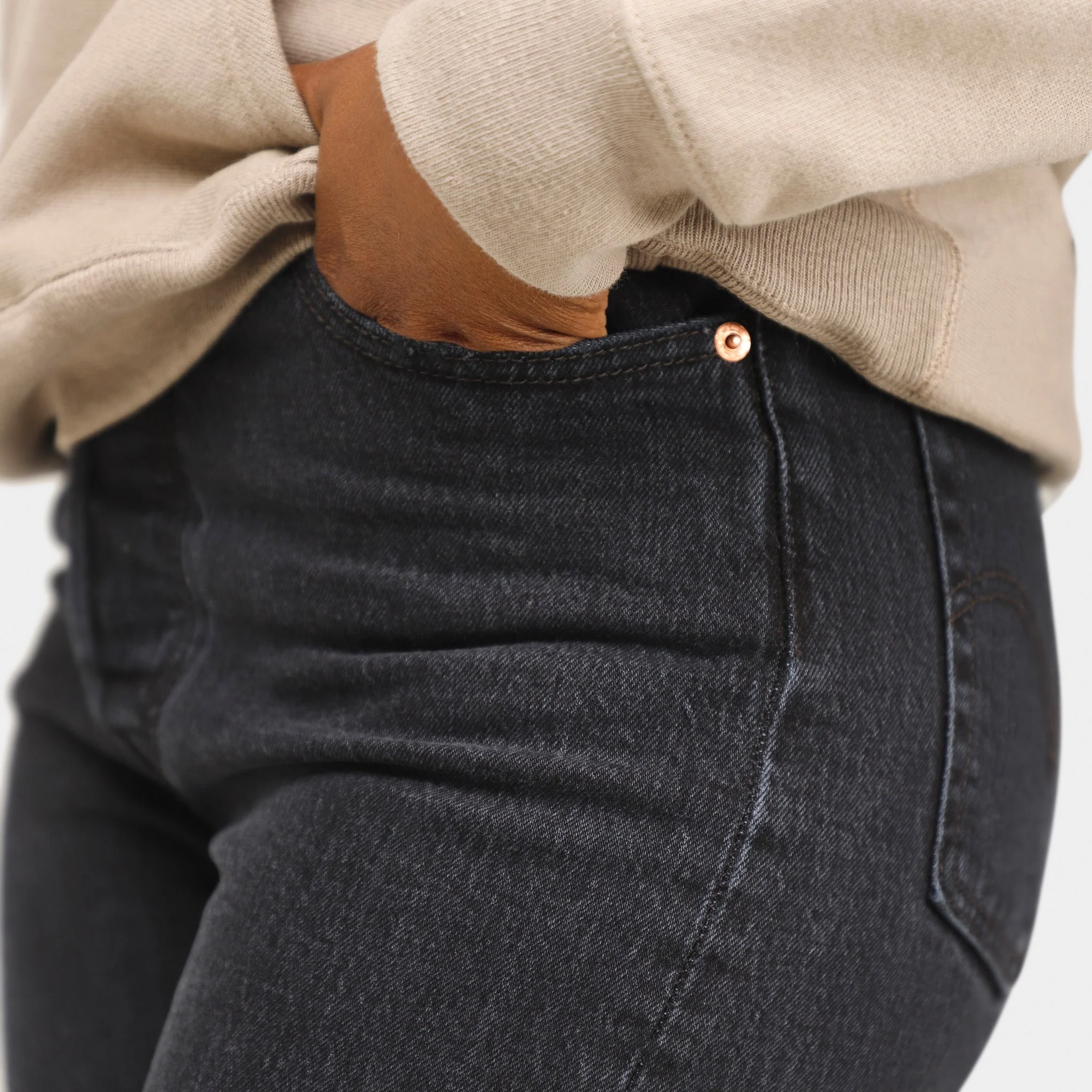Levi's Women's Ribcage Straight Ankle Jeans / Feelin Cagey - Image 5