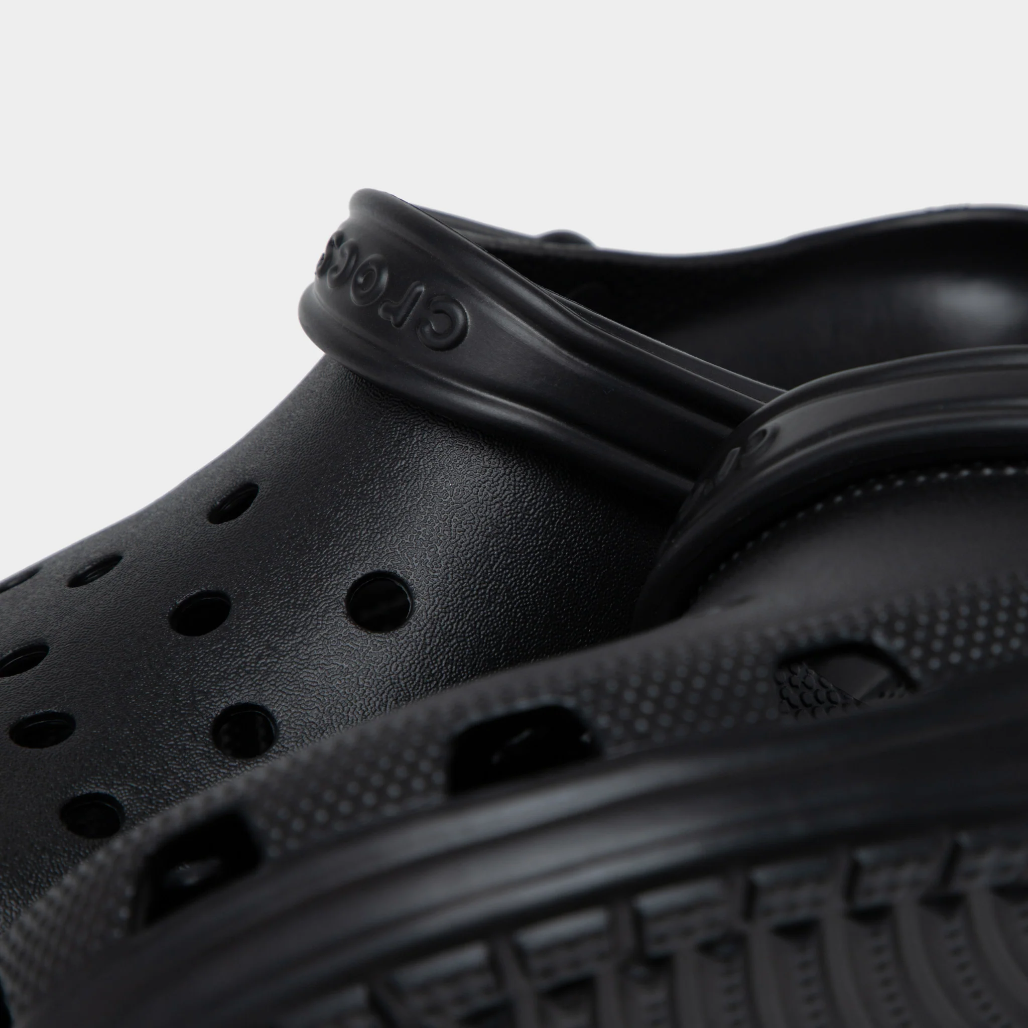 Crocs Classic Clog / Black - Image 3
