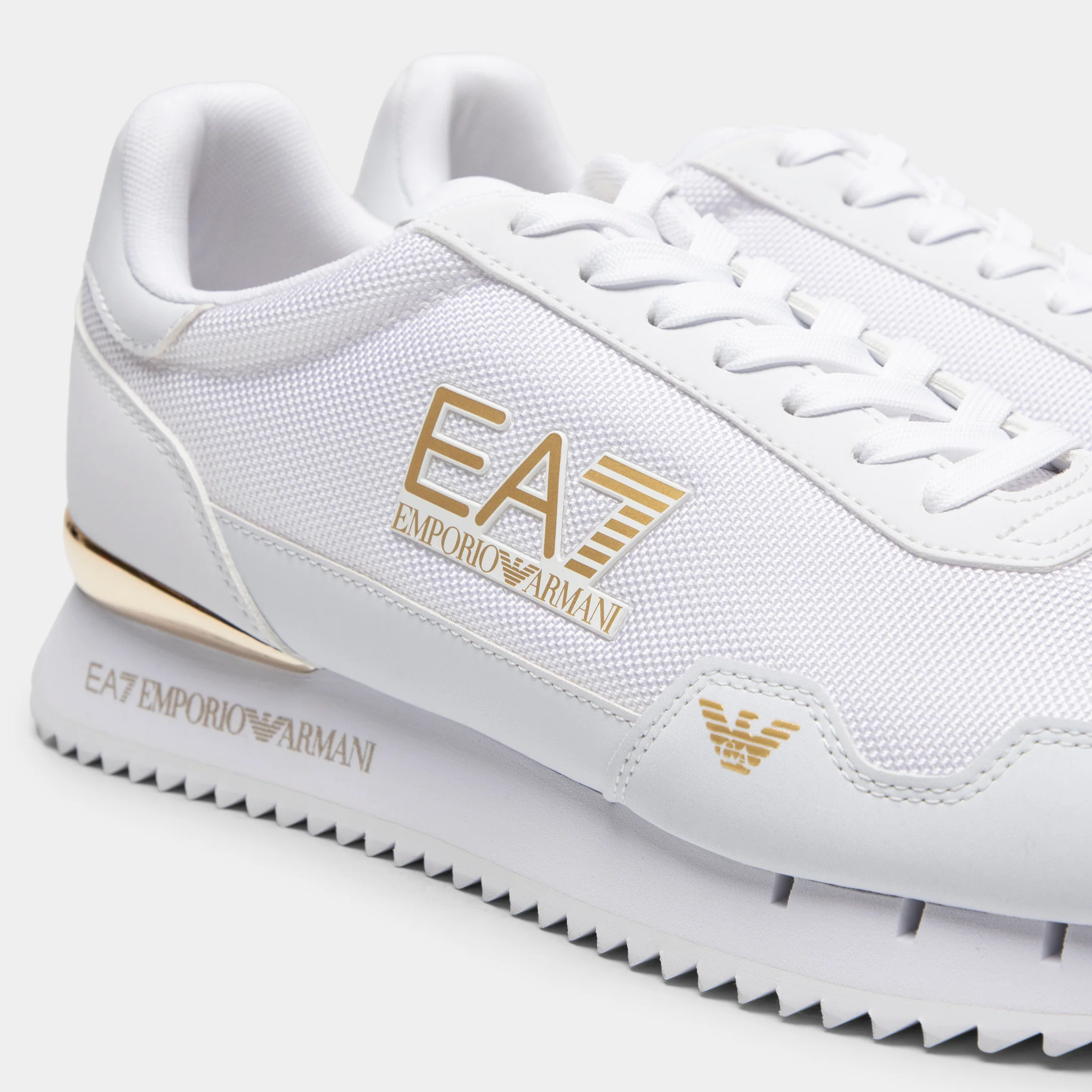 EA7 Black & White Vintage White / Gold - Image 3
