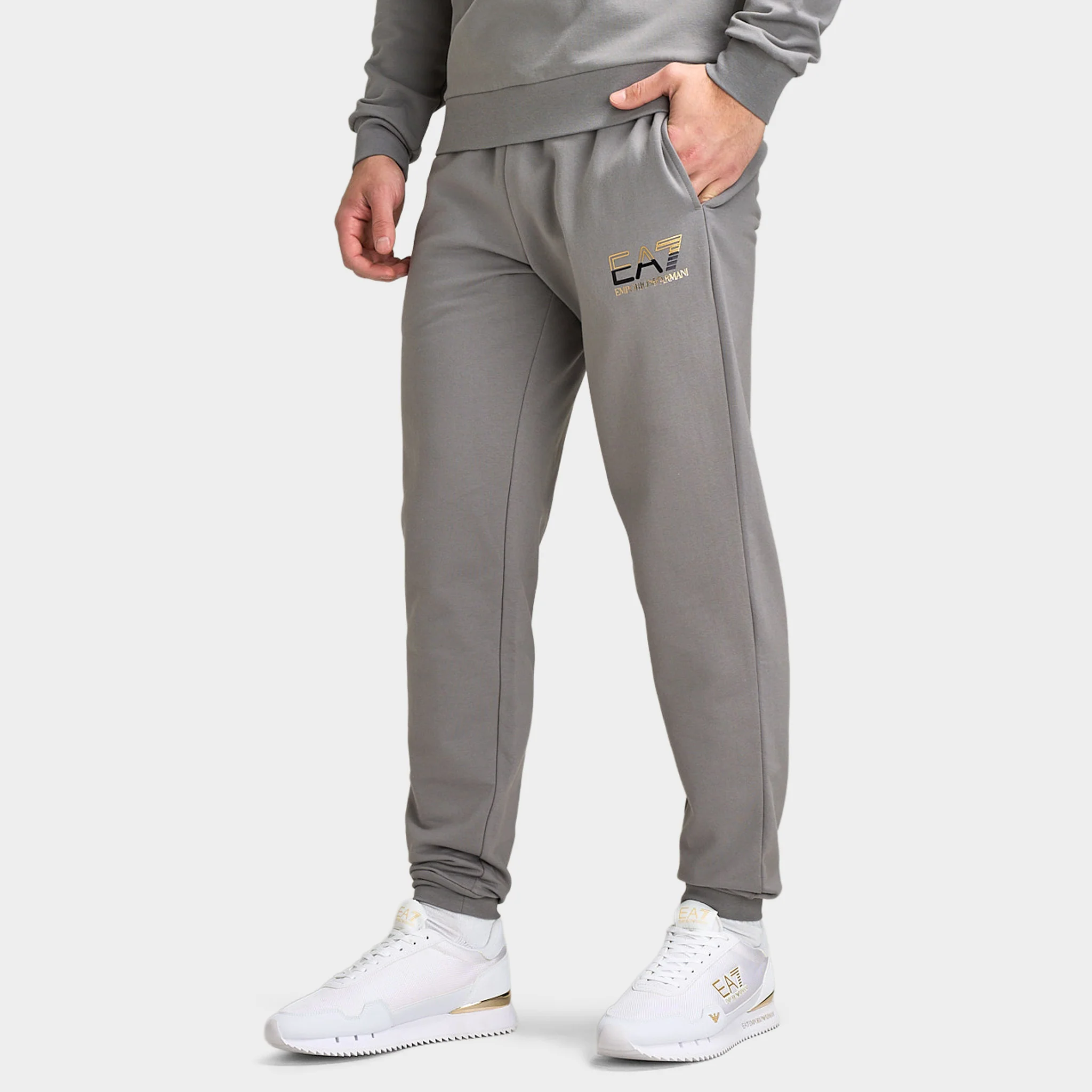 EA7 Gold Chest Logo Crew Jogging Set / Grey - Image 8