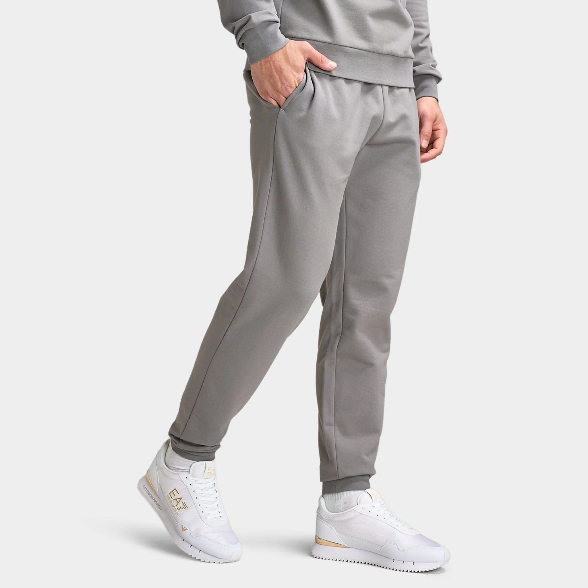 EA7 Gold Chest Logo Crew Jogging Set / Grey - Image 9