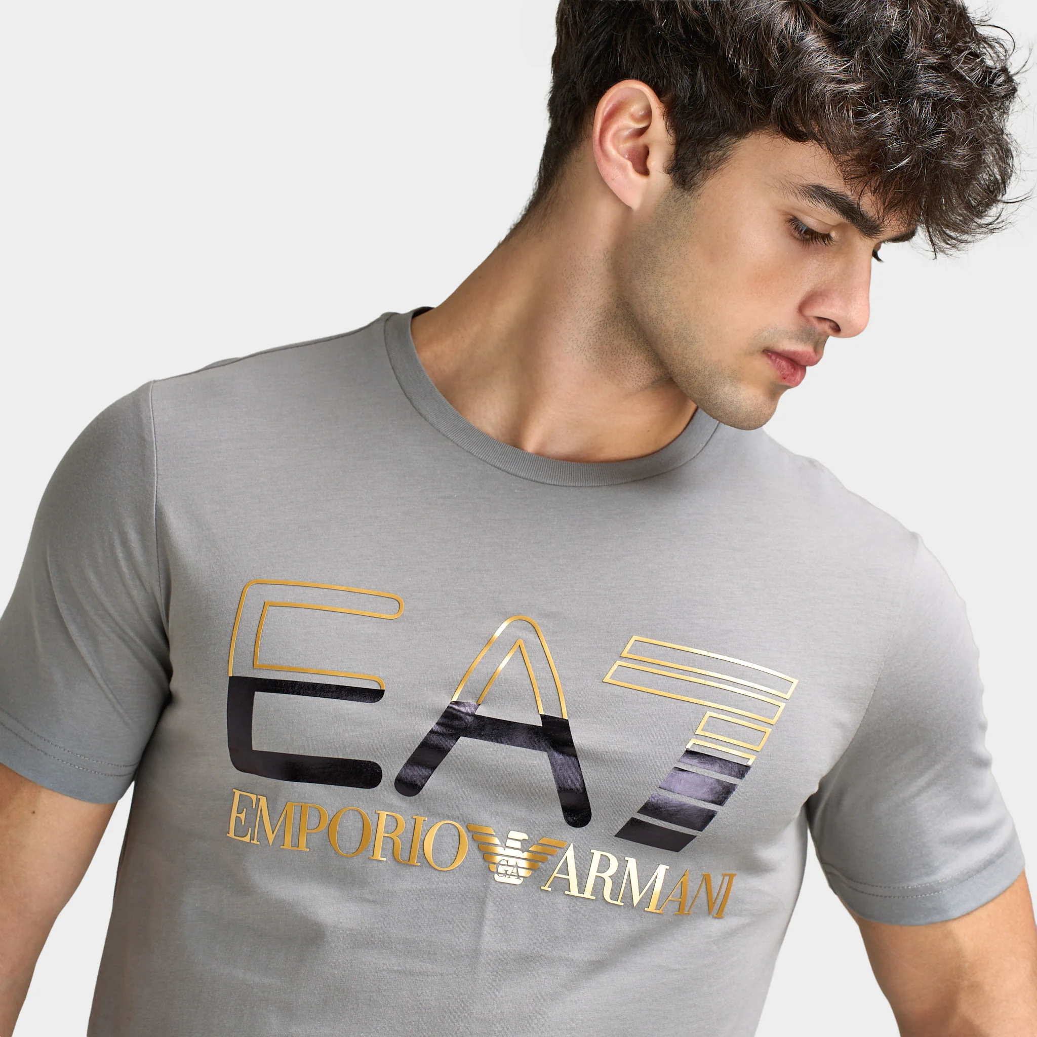 EA7 Gold Chest Logo Tee / Grey - Image 3