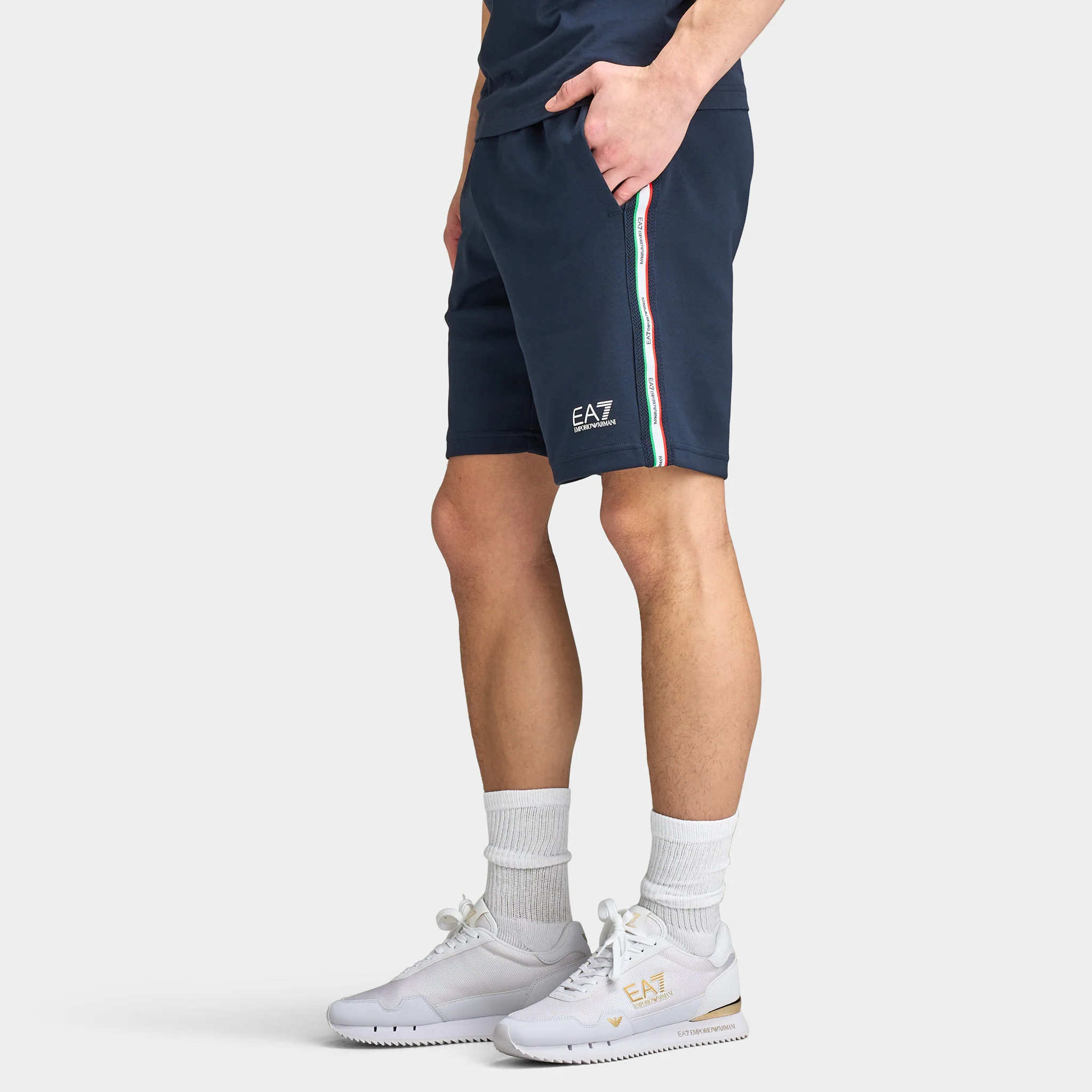 EA7 Italian Spirit Shorts / Black - Image 2