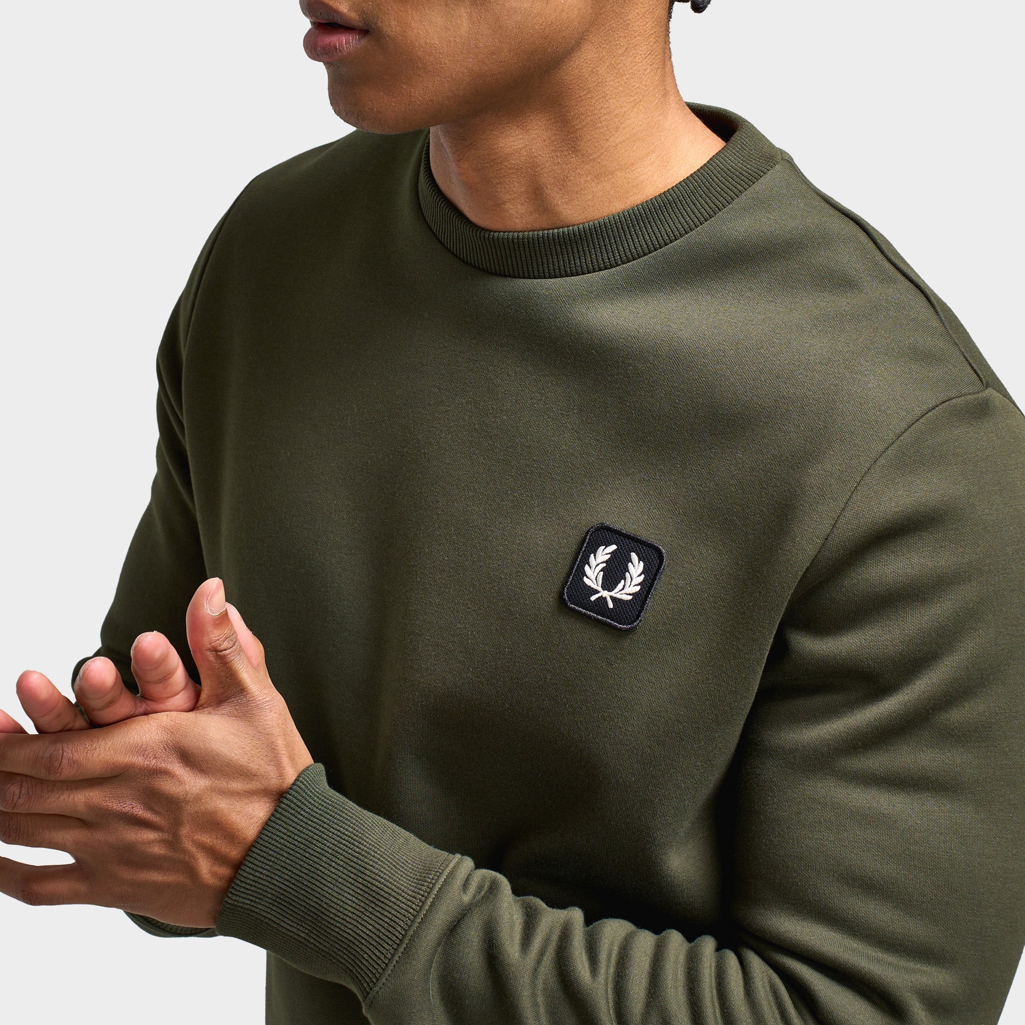 Fred Perry Badge Sweatshirt / Olive Mint - Image 4
