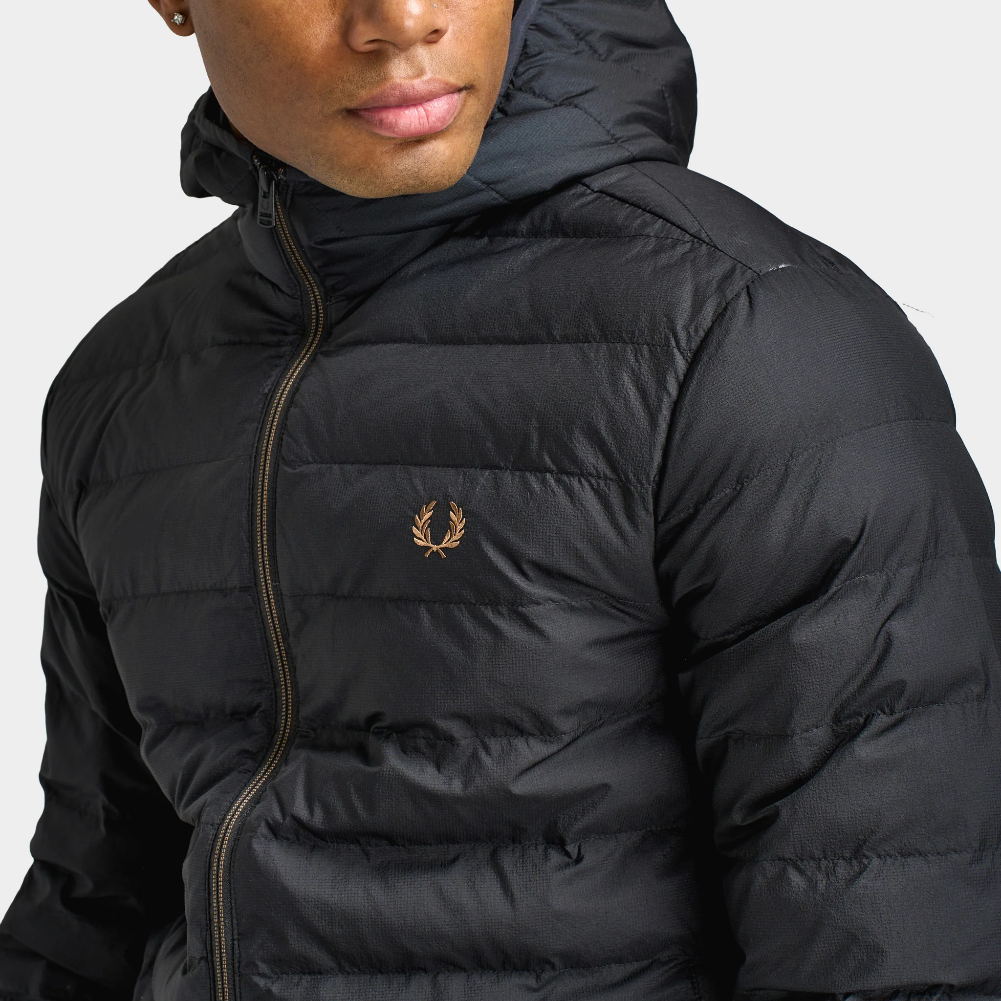 Fred Perry Hooded Insulated Jacket / Black - Image 4