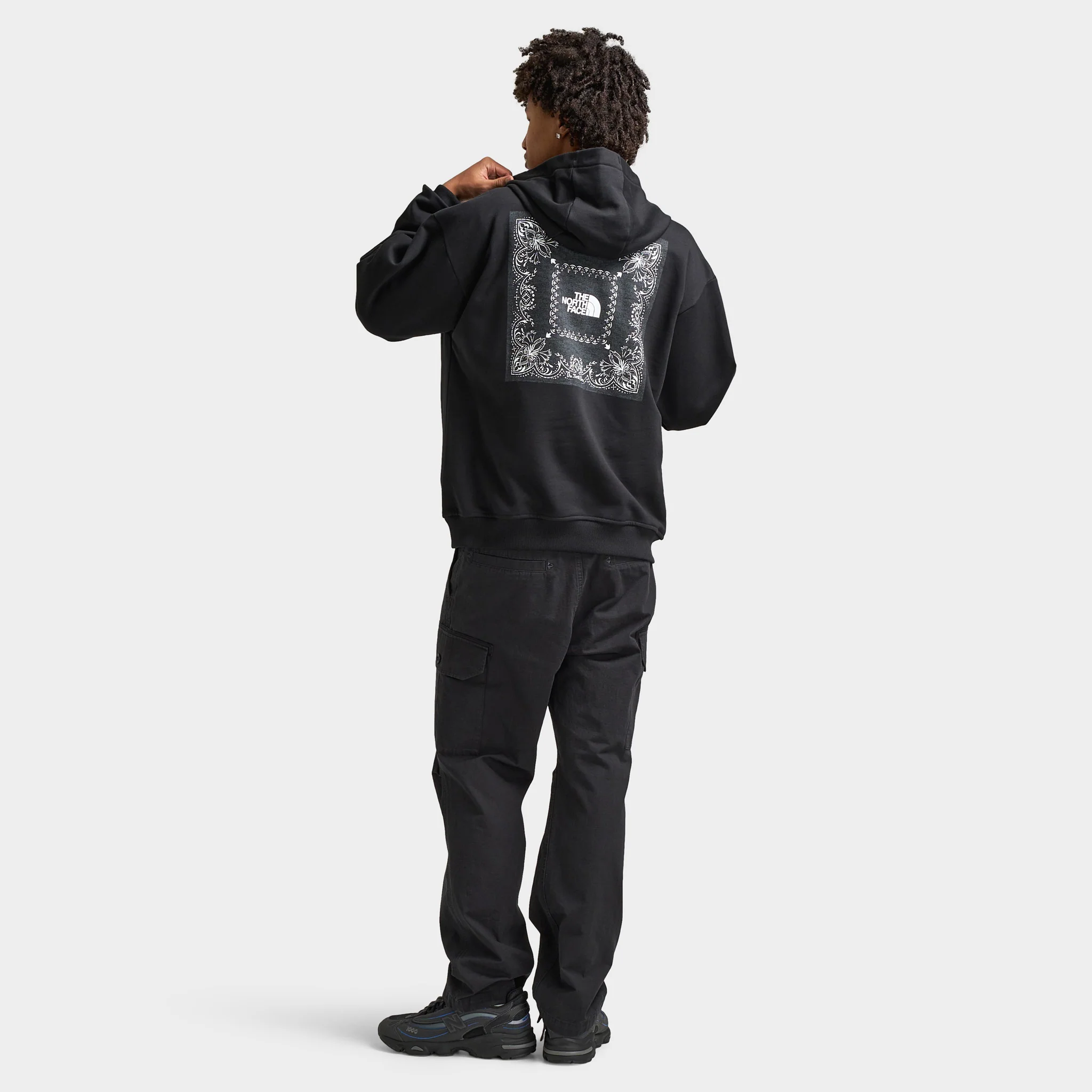 The North Face Oversized Bandana Print Pullover Hoodie / TNF Black - Image 5