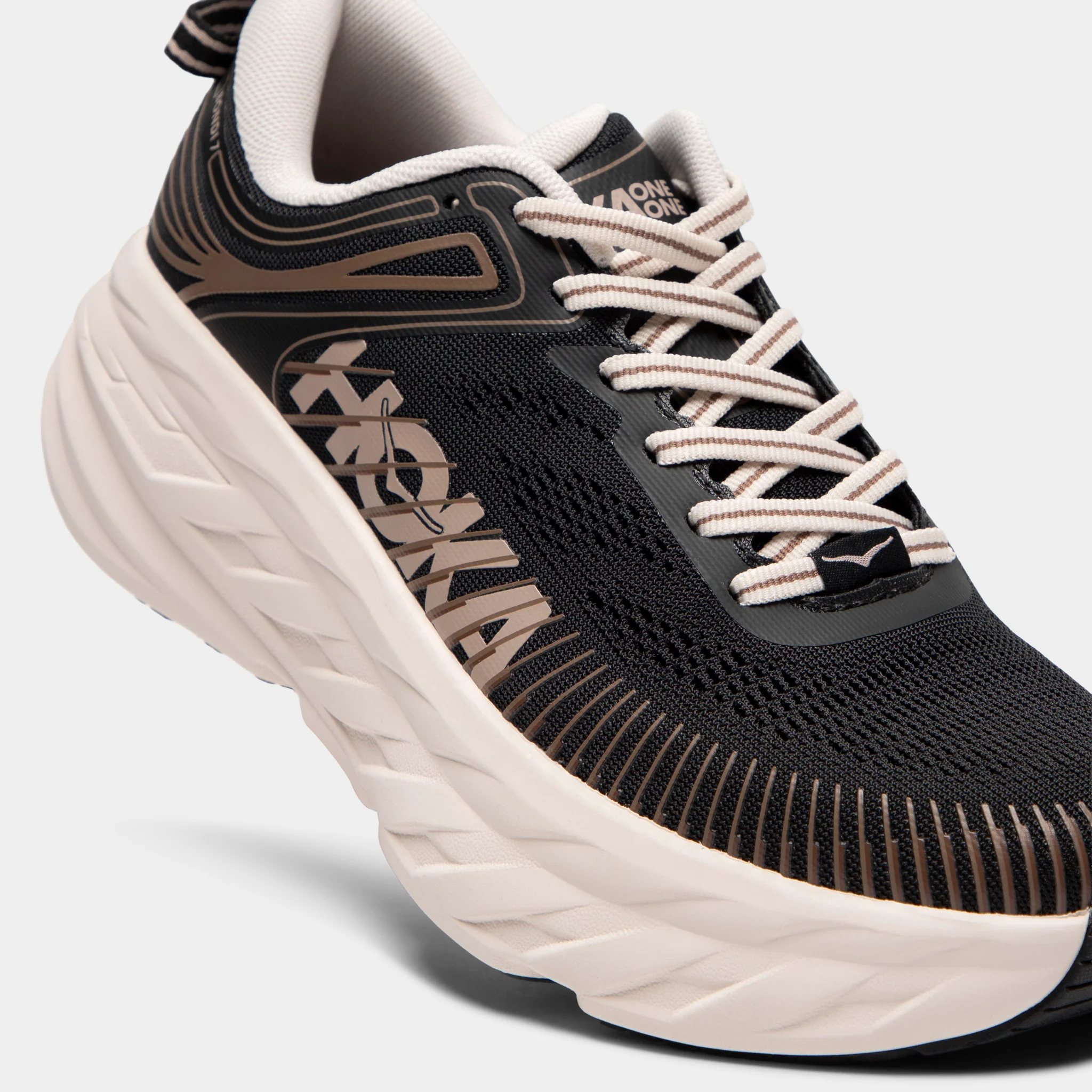 Hoka Women's Bondi 7 Black / Rose Cream - Image 3