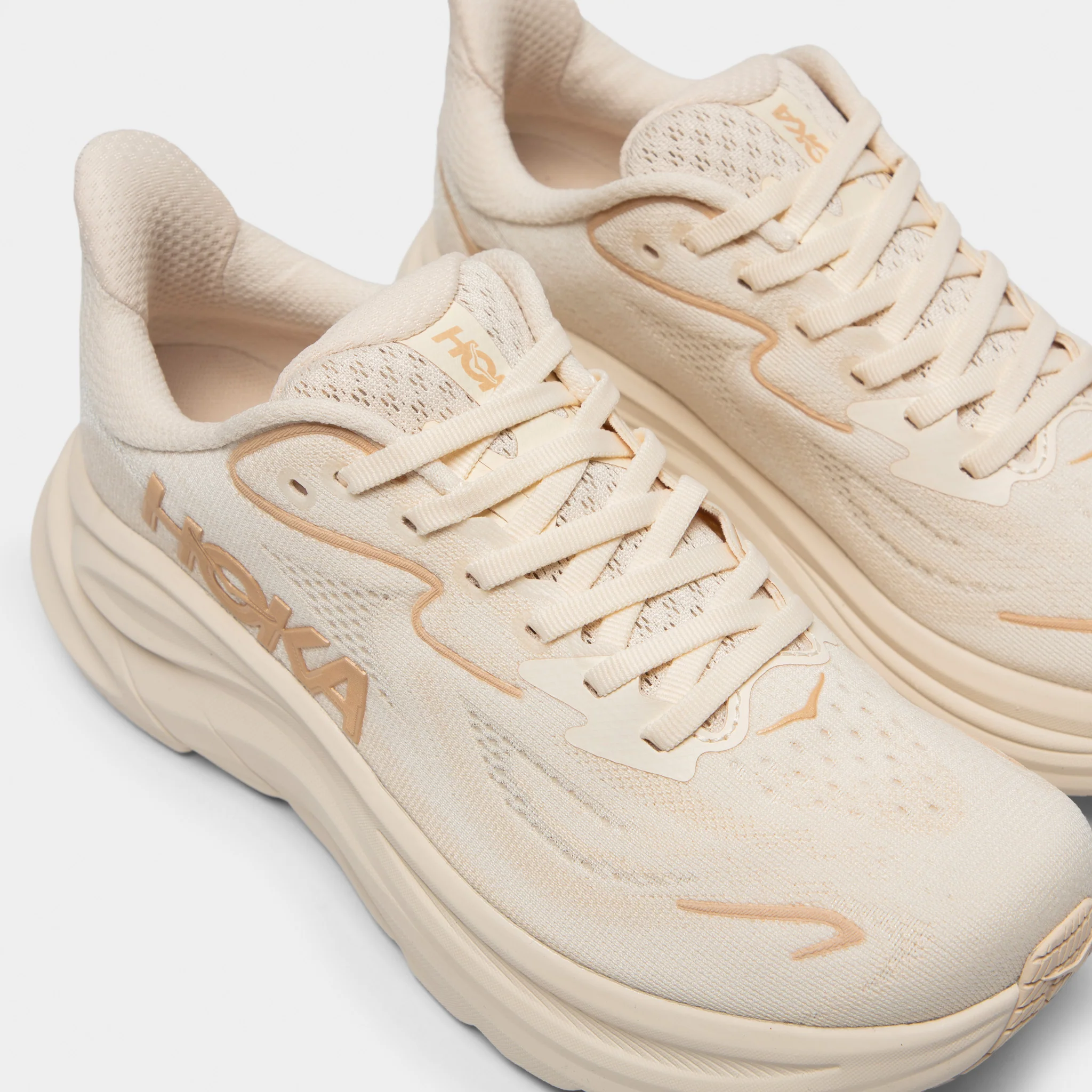 Hoka Women's Clifton 10 Vanilla / Birch - Image 3