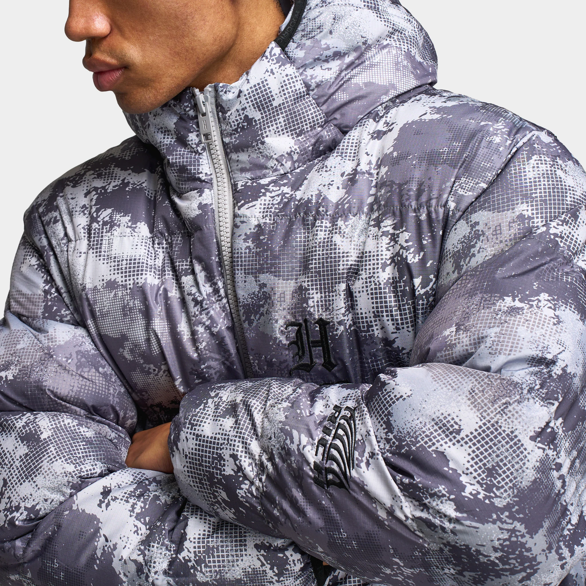 Hoodrich Ark Puffer Jacket Digital Camo / Black - Image 4