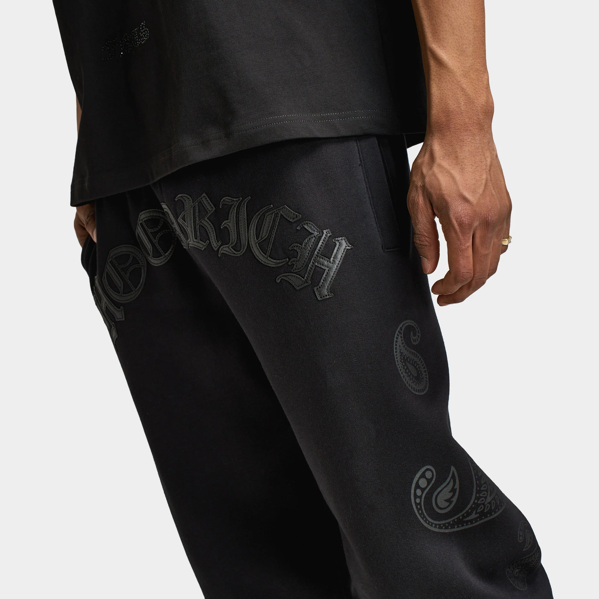 Hoodrich Inkline Oversized Open Hem Jogger / Black - Image 3