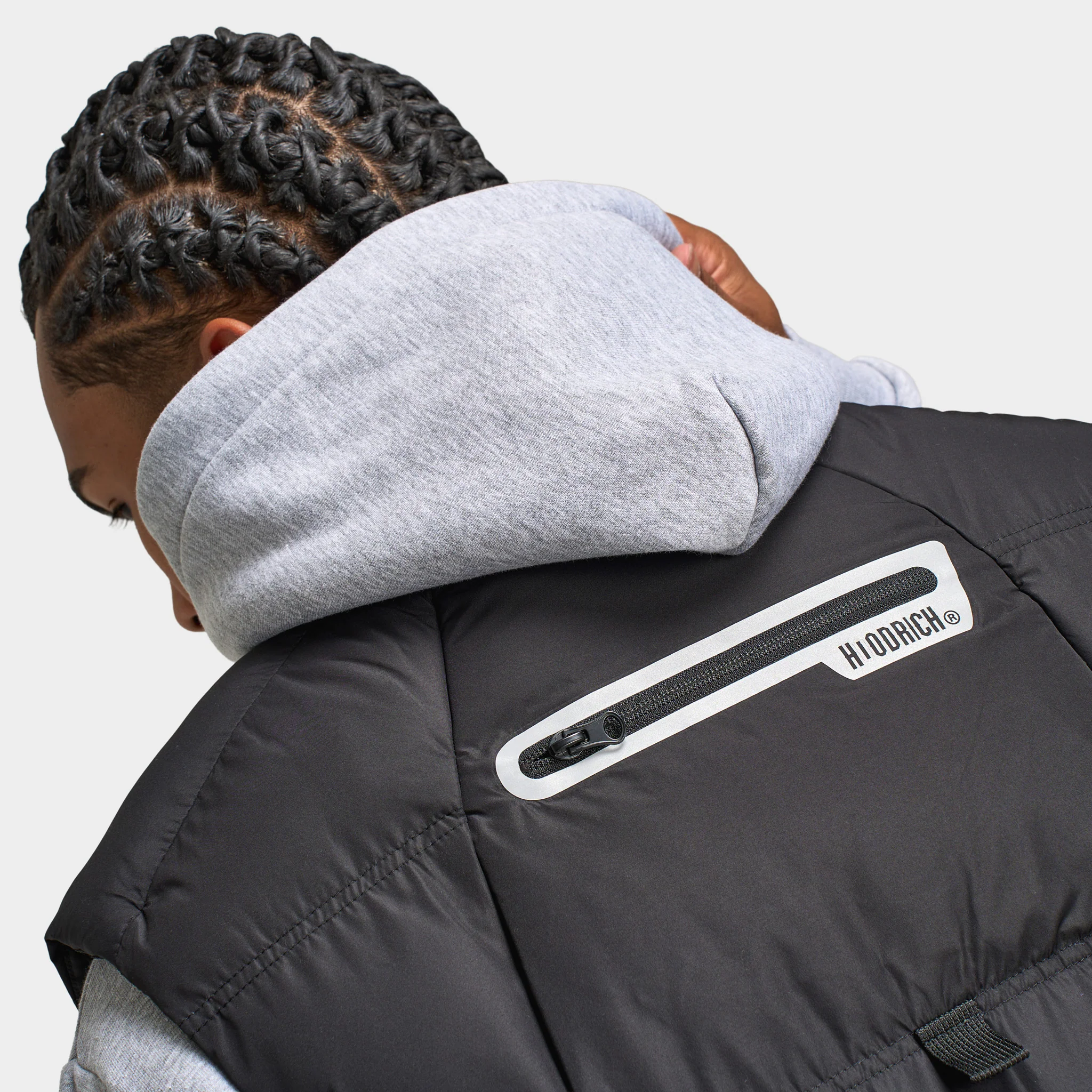 Hoodrich OG Aurora Gilet Black / White - Reflective - Image 4