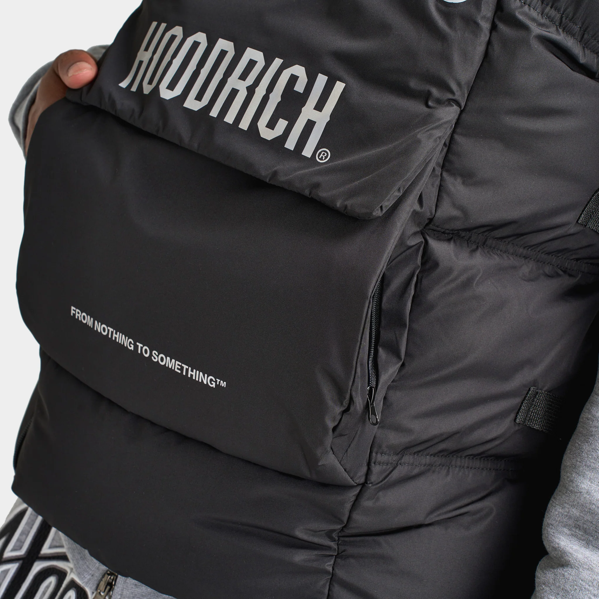 Hoodrich OG Aurora Gilet Black / White - Reflective - Image 5