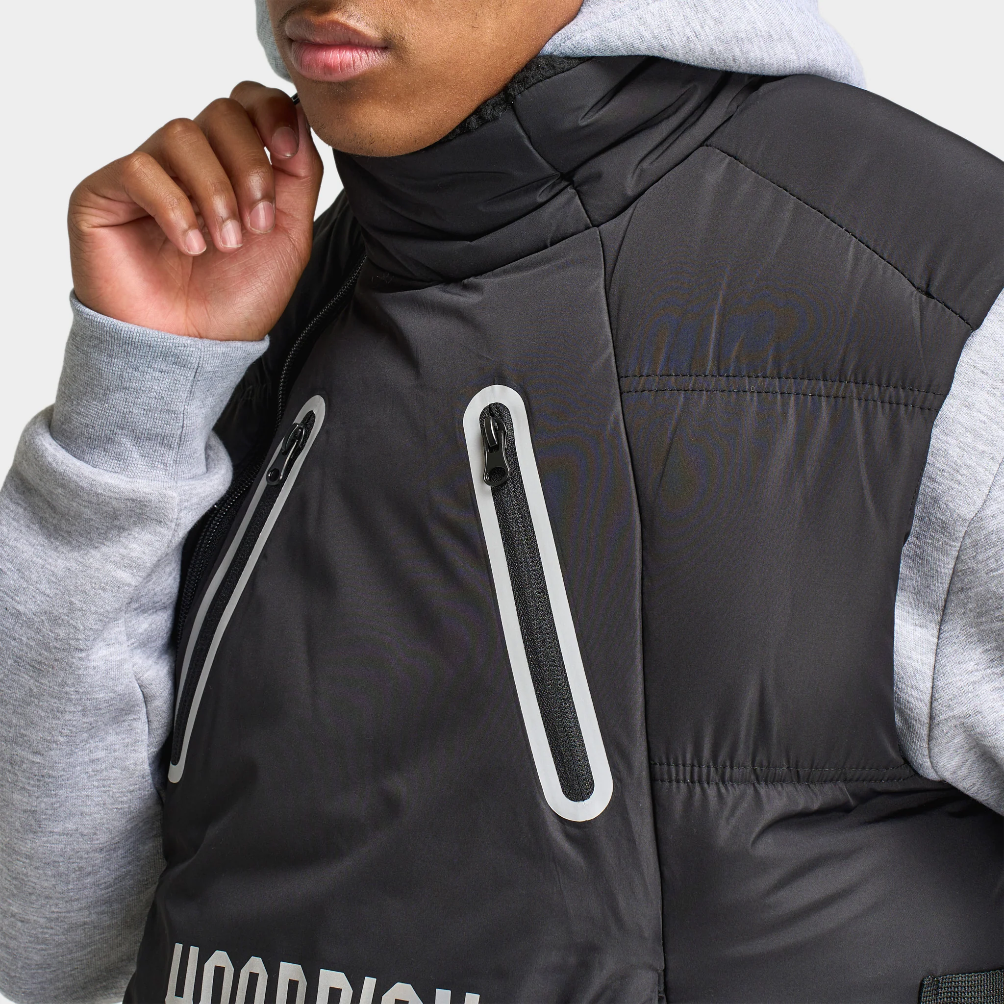 Hoodrich OG Aurora Gilet Black / White - Reflective - Image 6