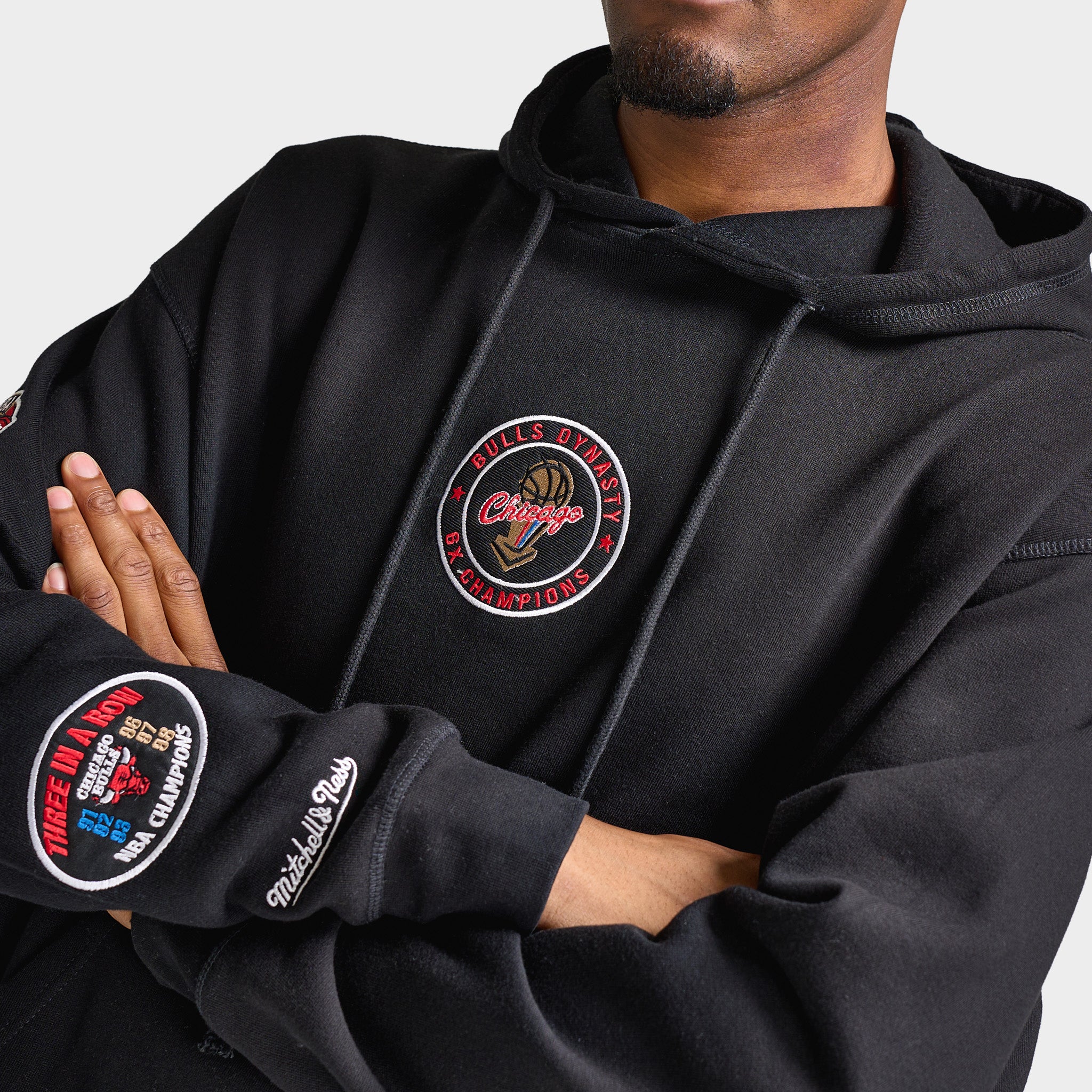 Mitchell & Ness Chicago Bulls Hoodie / Faded Black - Image 4