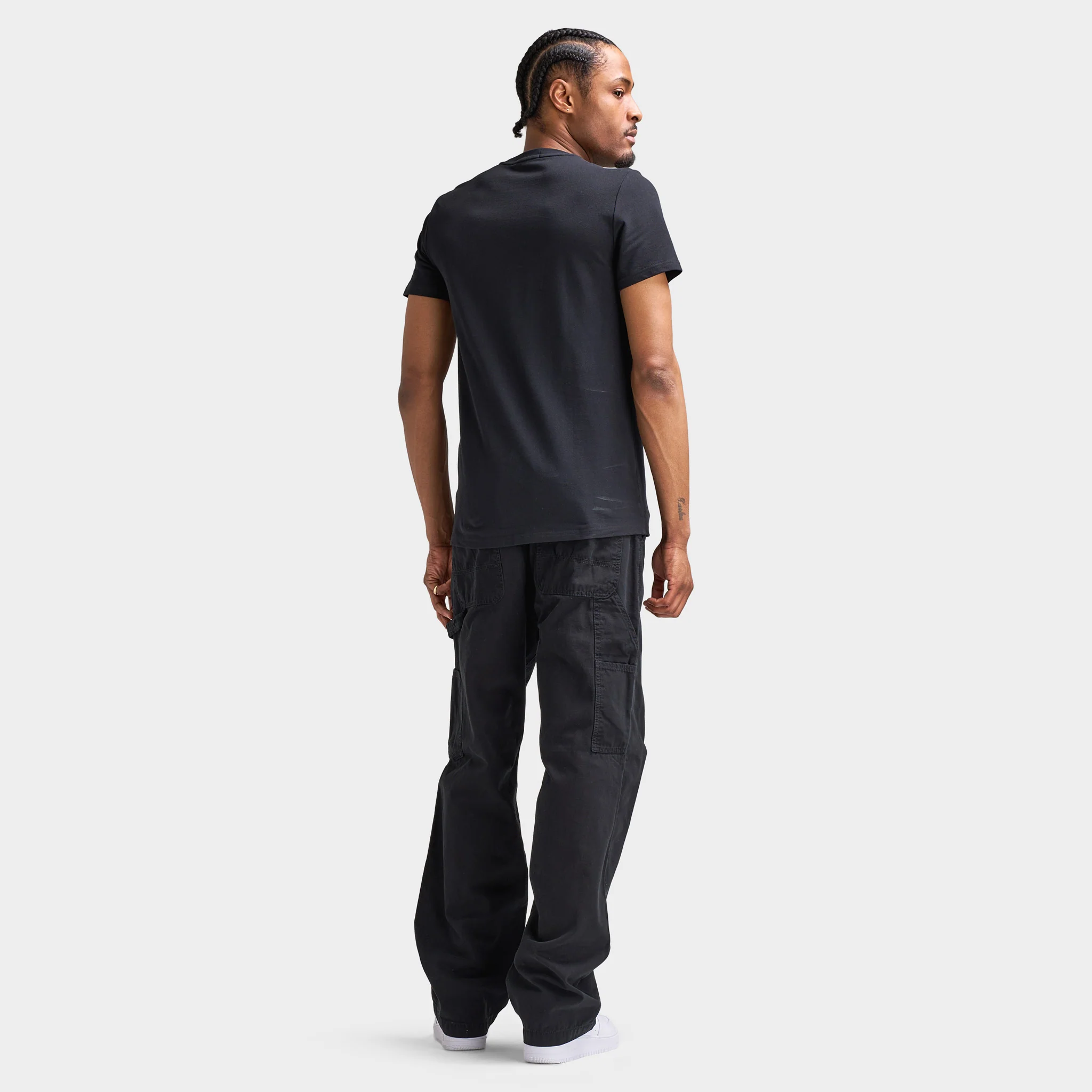 Fred Perry Badge T-Shirt / Black - Image 3