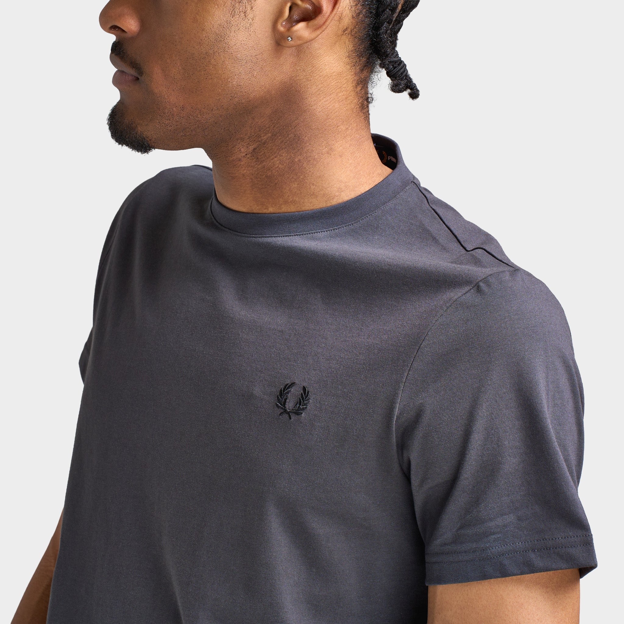 Fred Perry Large Laurel T-Shirt / Asphalt - Image 4