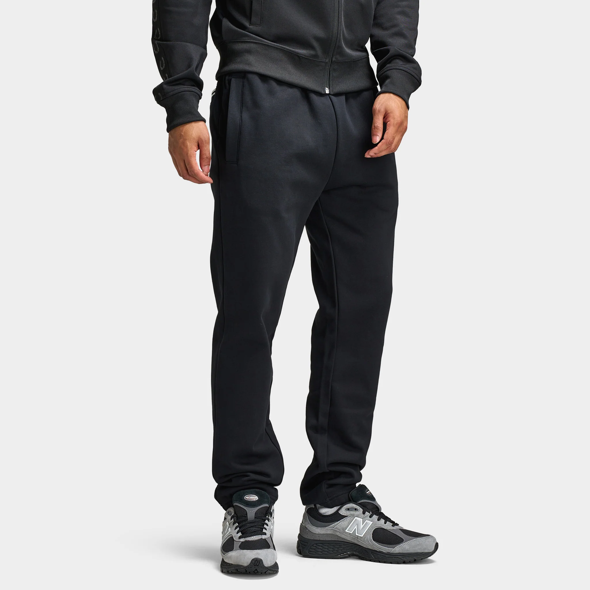 Fred Perry Loopback Sweatpant / Black - Image 5