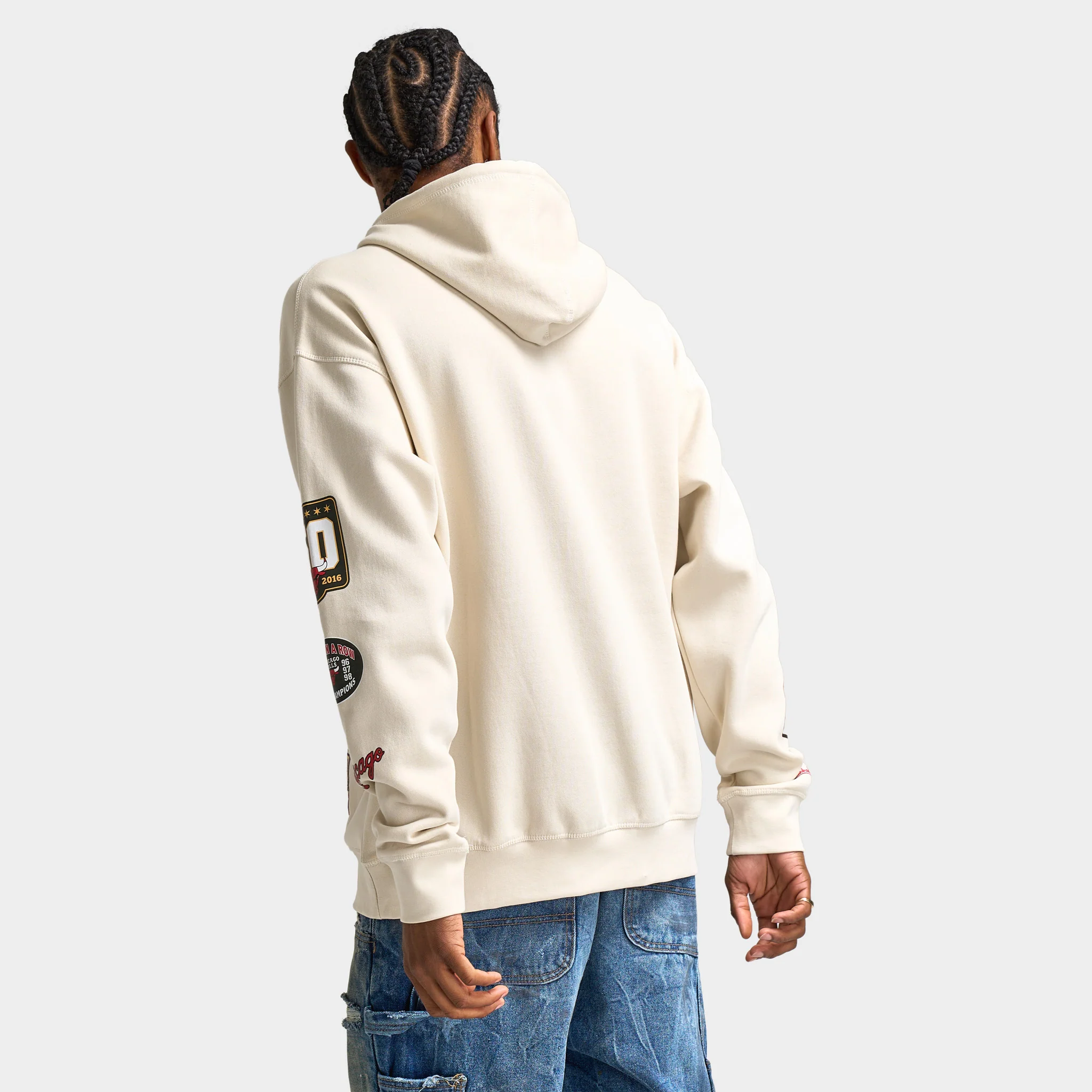 Mitchell & Ness Chicago Bulls Hoodie / Vintage White - Image 2
