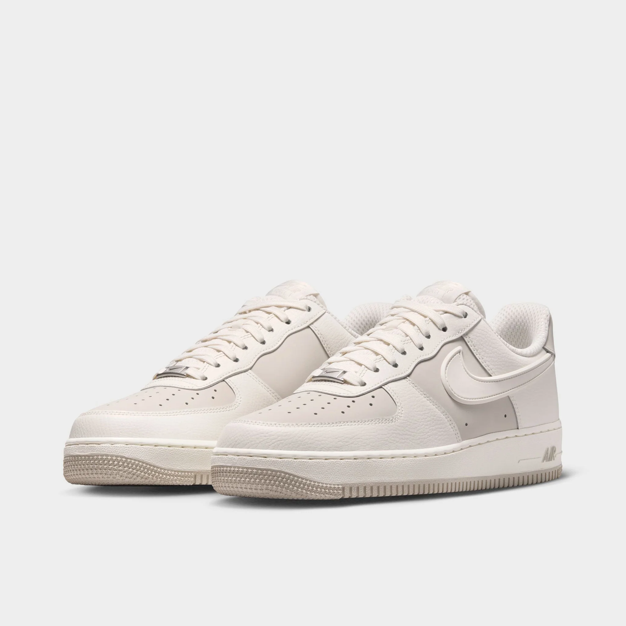 Nike Air Force 1'07 LV8 Sail / Sail - Light Bone - Image 2