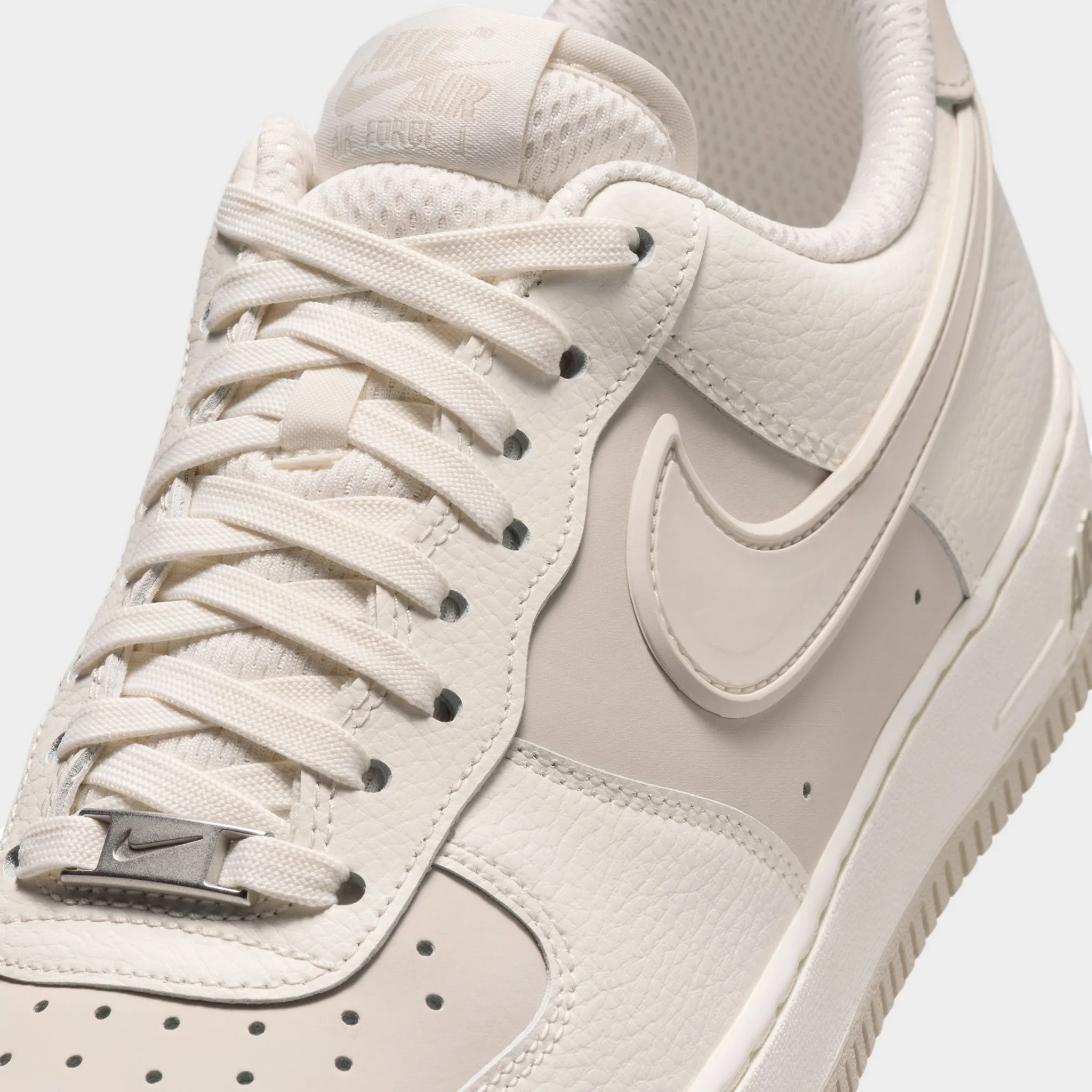 Nike Air Force 1'07 LV8 Sail / Sail - Light Bone - Image 3