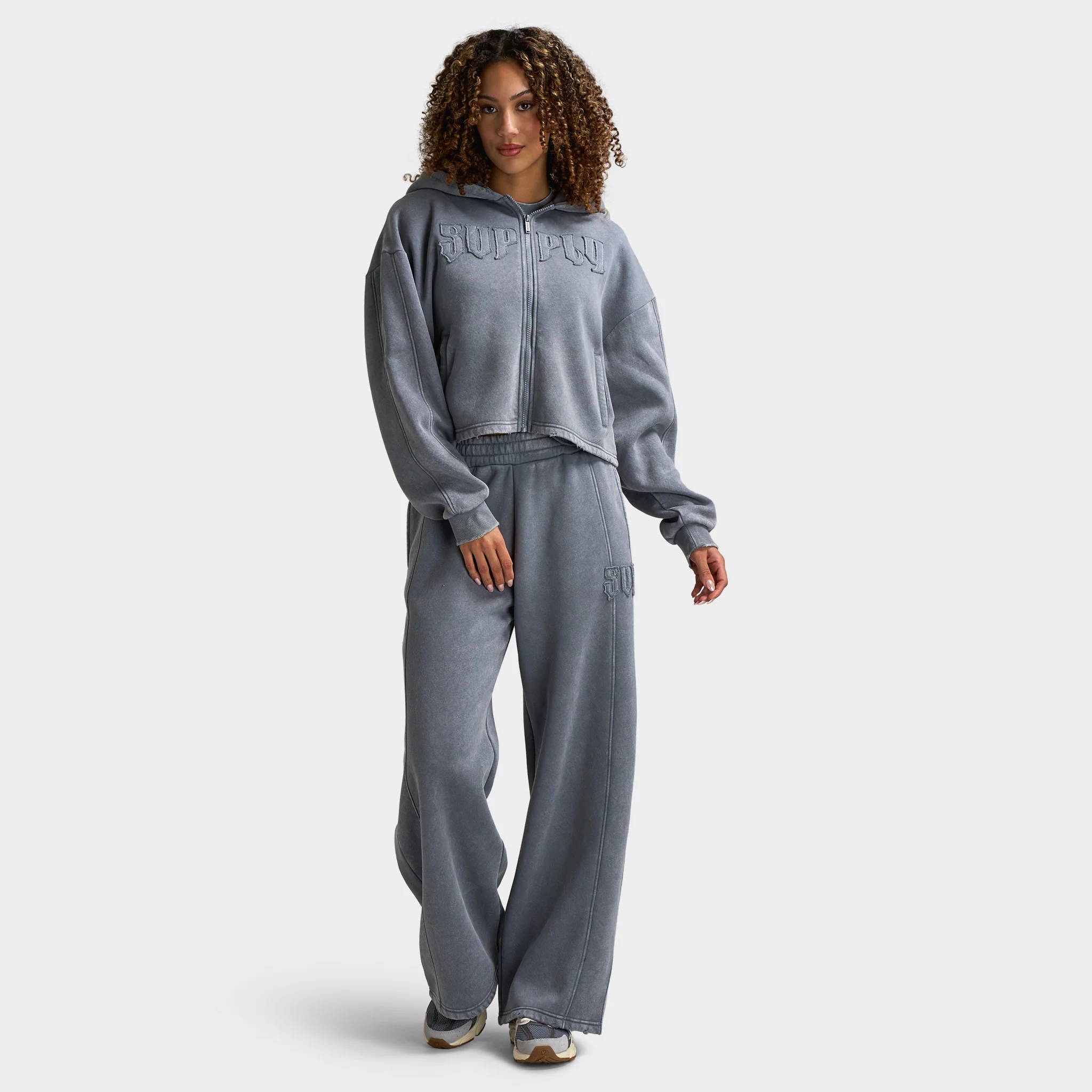 Supply & Demand Women's Raw Boxy Full Zip Hoodie / Grey Shingles - Image 6