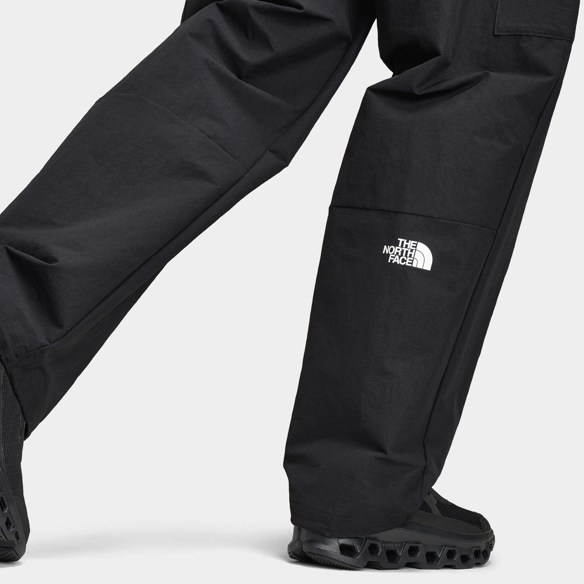 The North Face M Trishul Open Hem Cargo Pant / TNF Black - Image 3