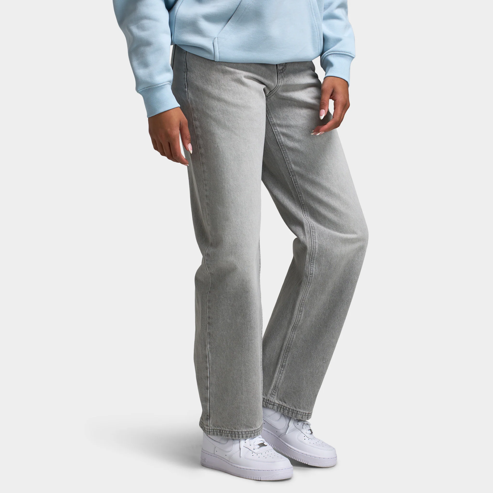 Unlike Humans Women's Mid Rise Jeans / Grey Wash - Image 4