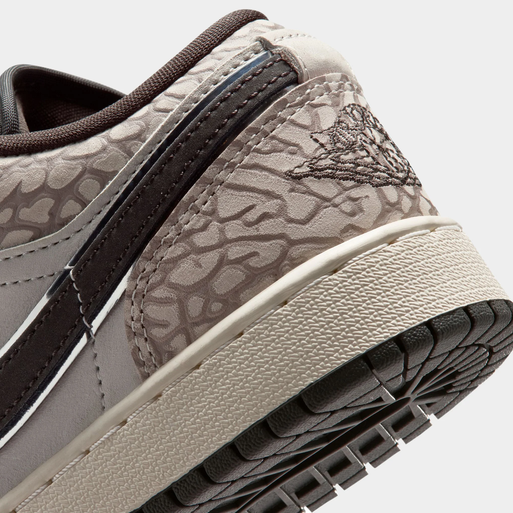 Jordan 1 Low SE GS Sail / Infrared - Deep Pewter - Image 4