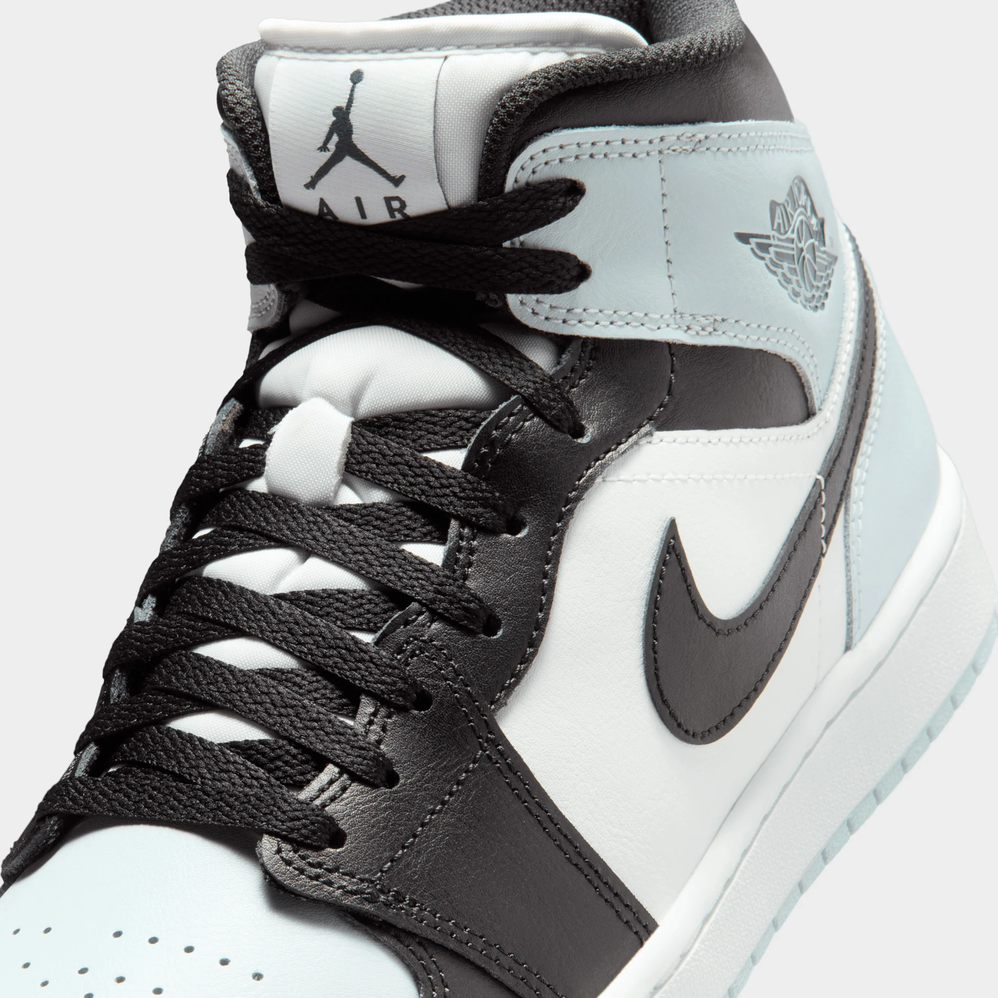 Jordan 1 Mid Black / Squadron Blue - Image 3