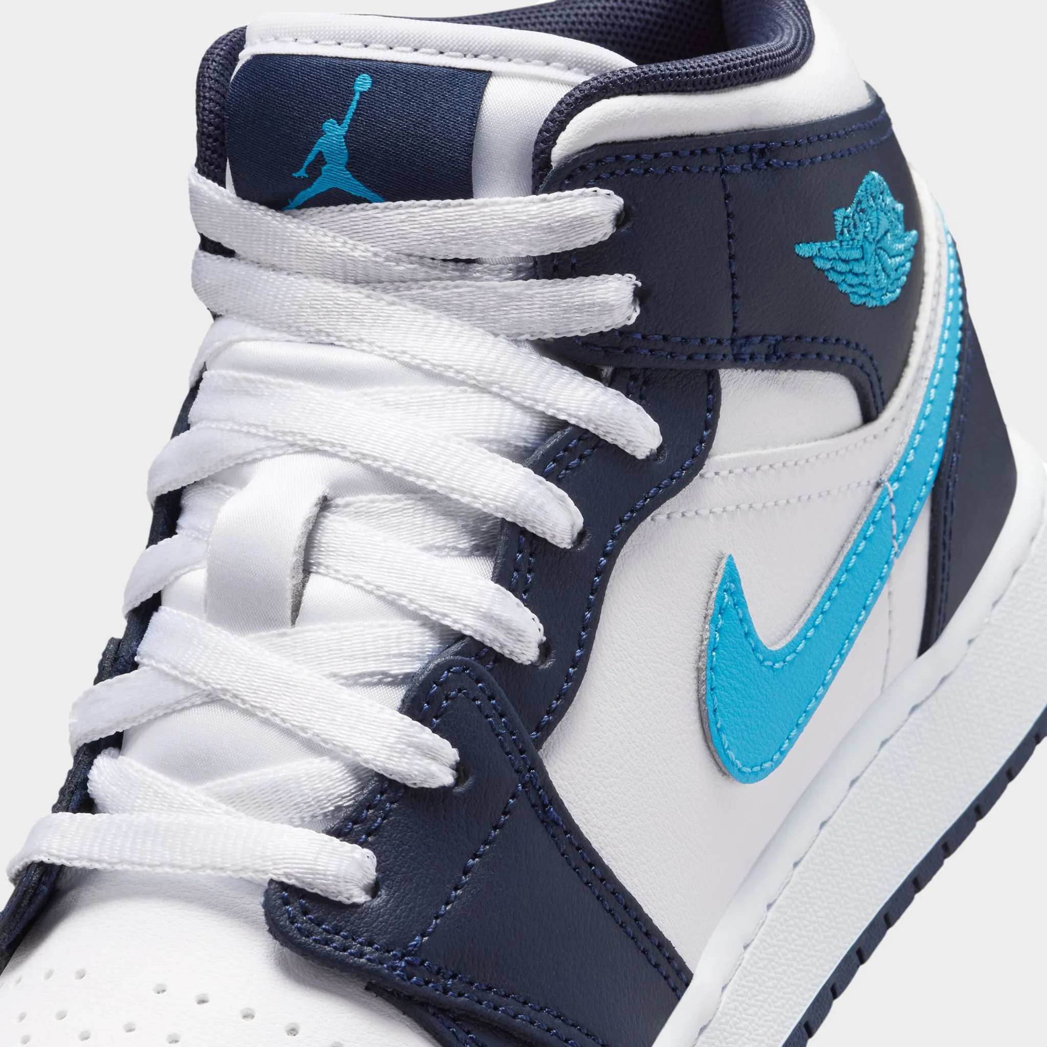Jordan 1 Mid GS Obsidian / Dark Powder Blue - White - Image 3