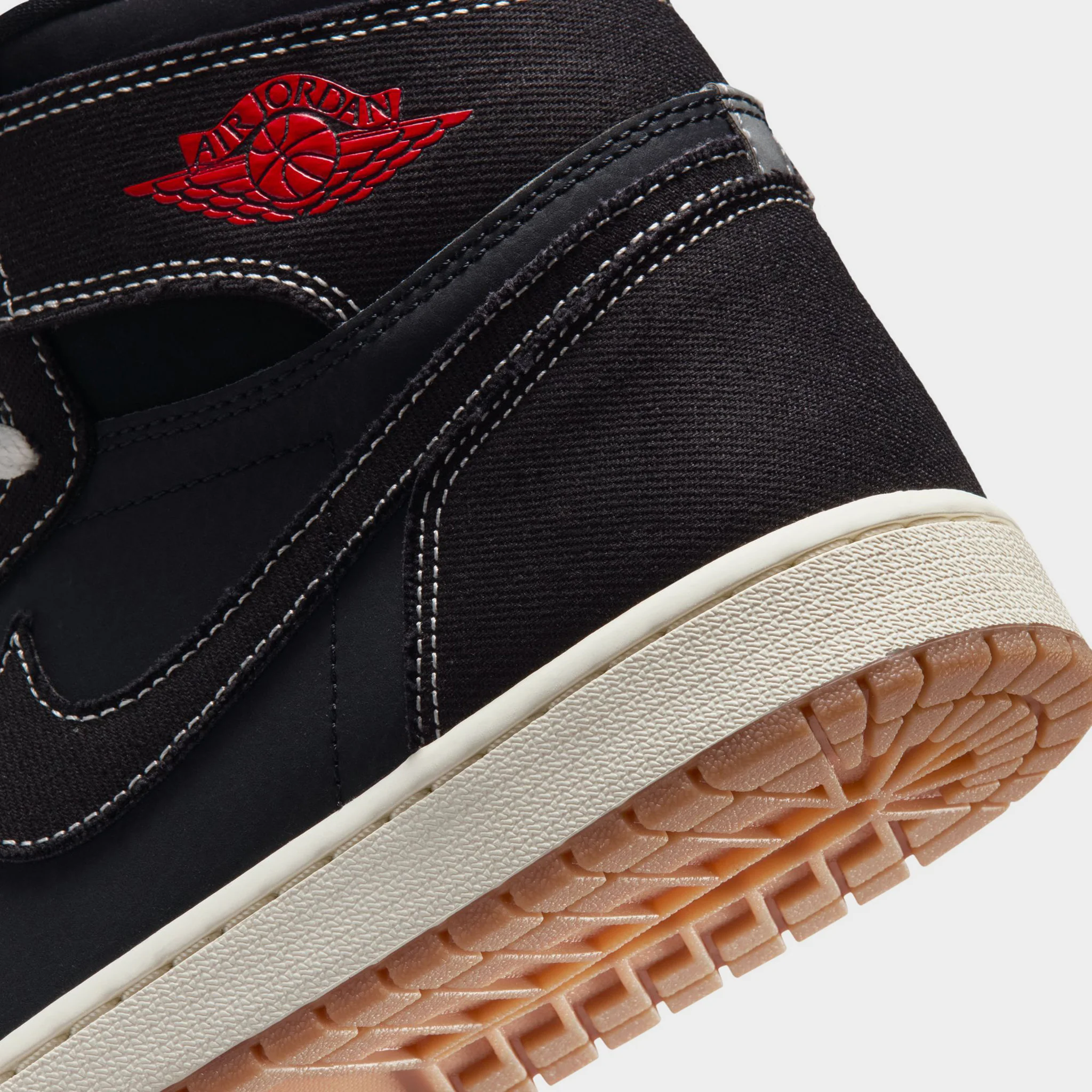 Jordan 1 Retro High OG Flight Club Black / University Red - Sail - Image 4
