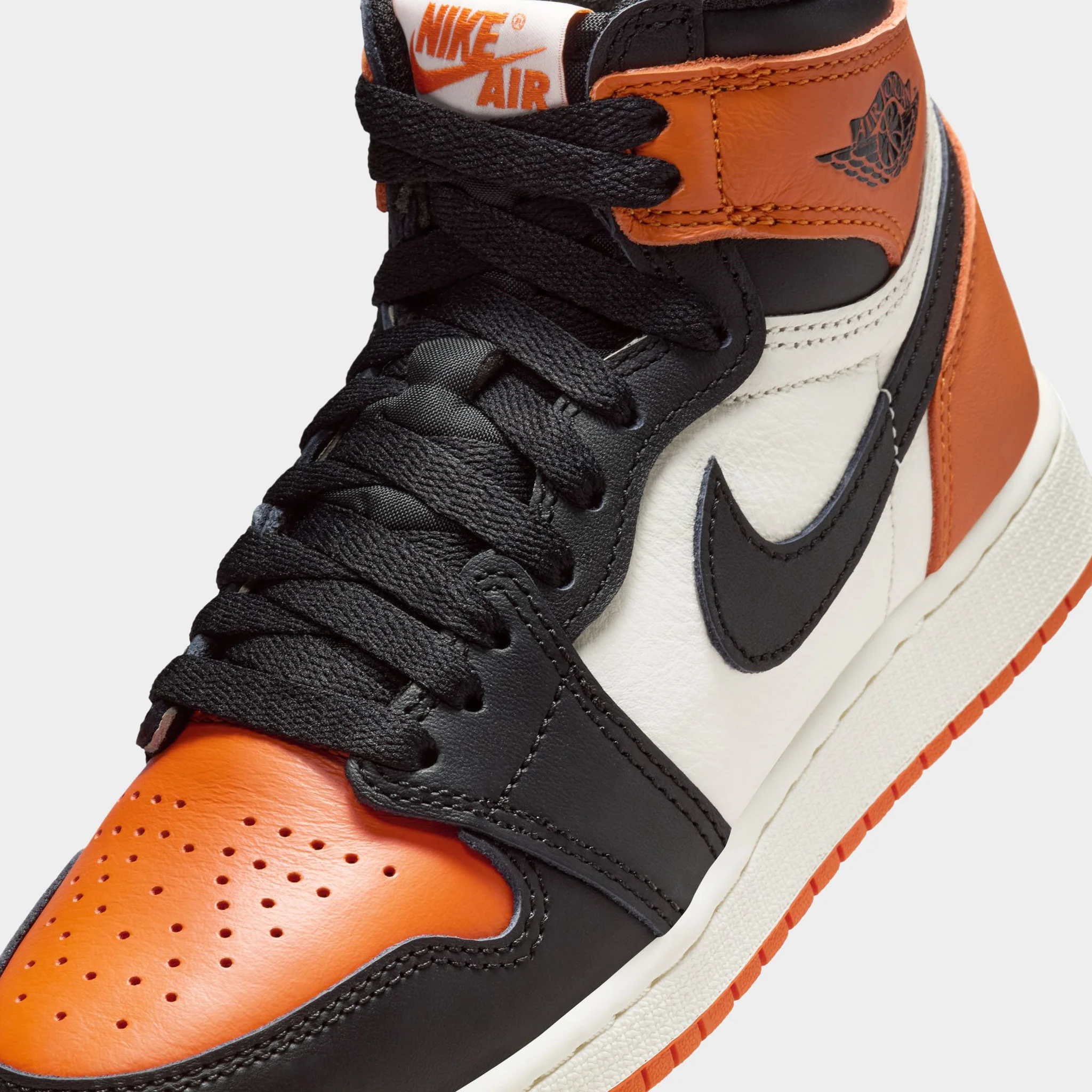 Jordan 1 Retro High OG GS Black / Sail - Starfish - Image 3